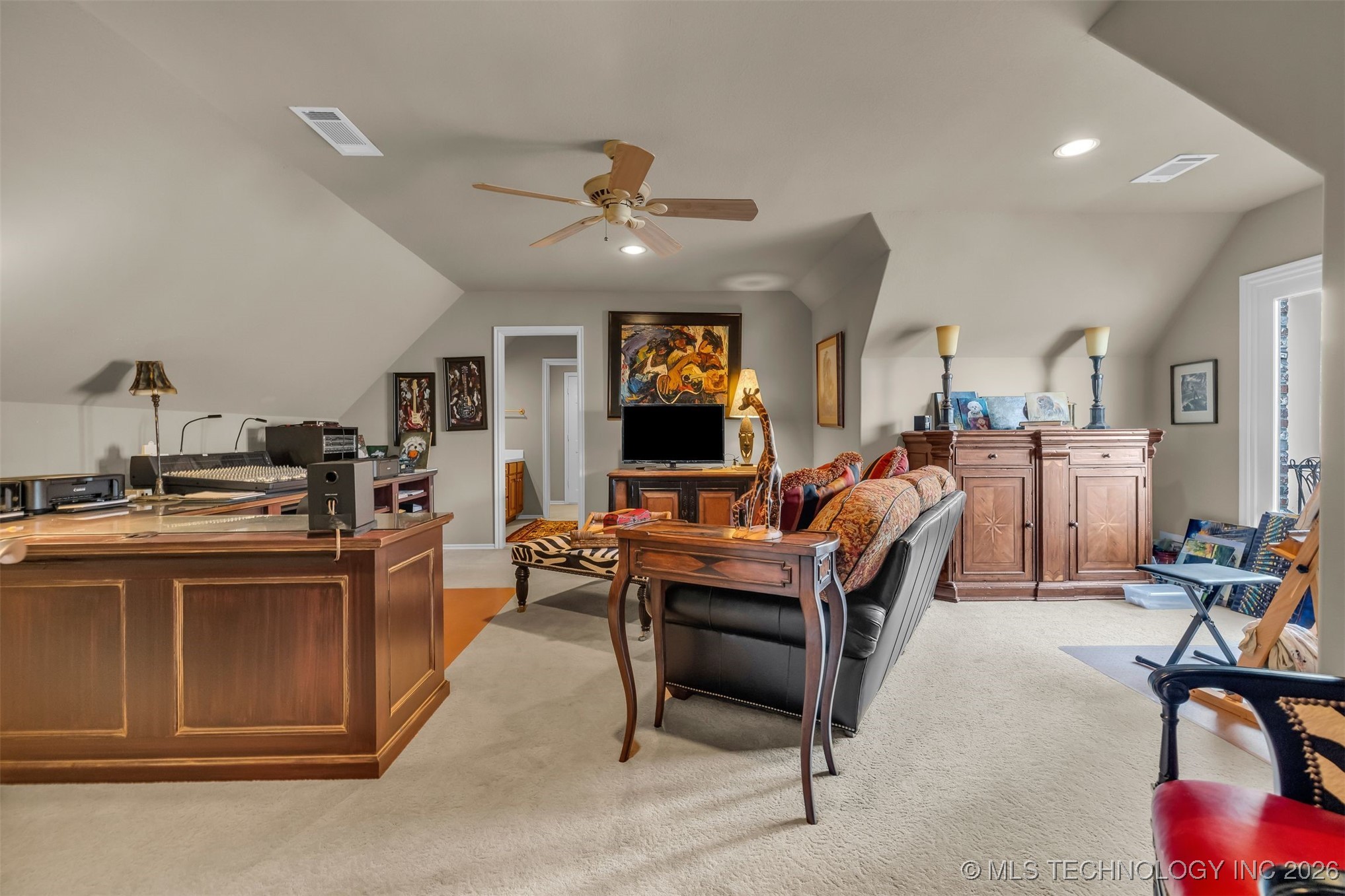 5904 W Orlando Circle