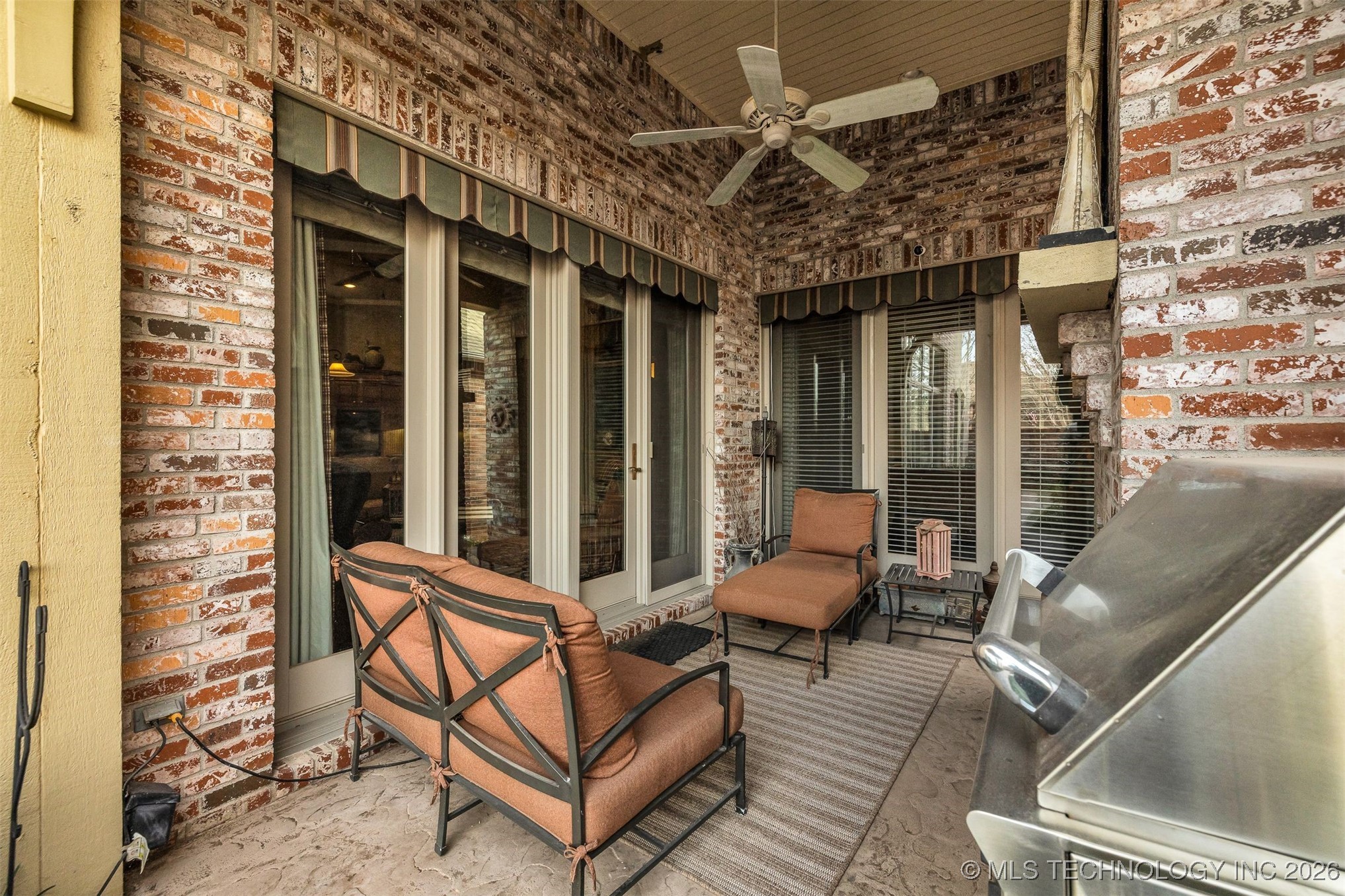 5904 W Orlando Circle