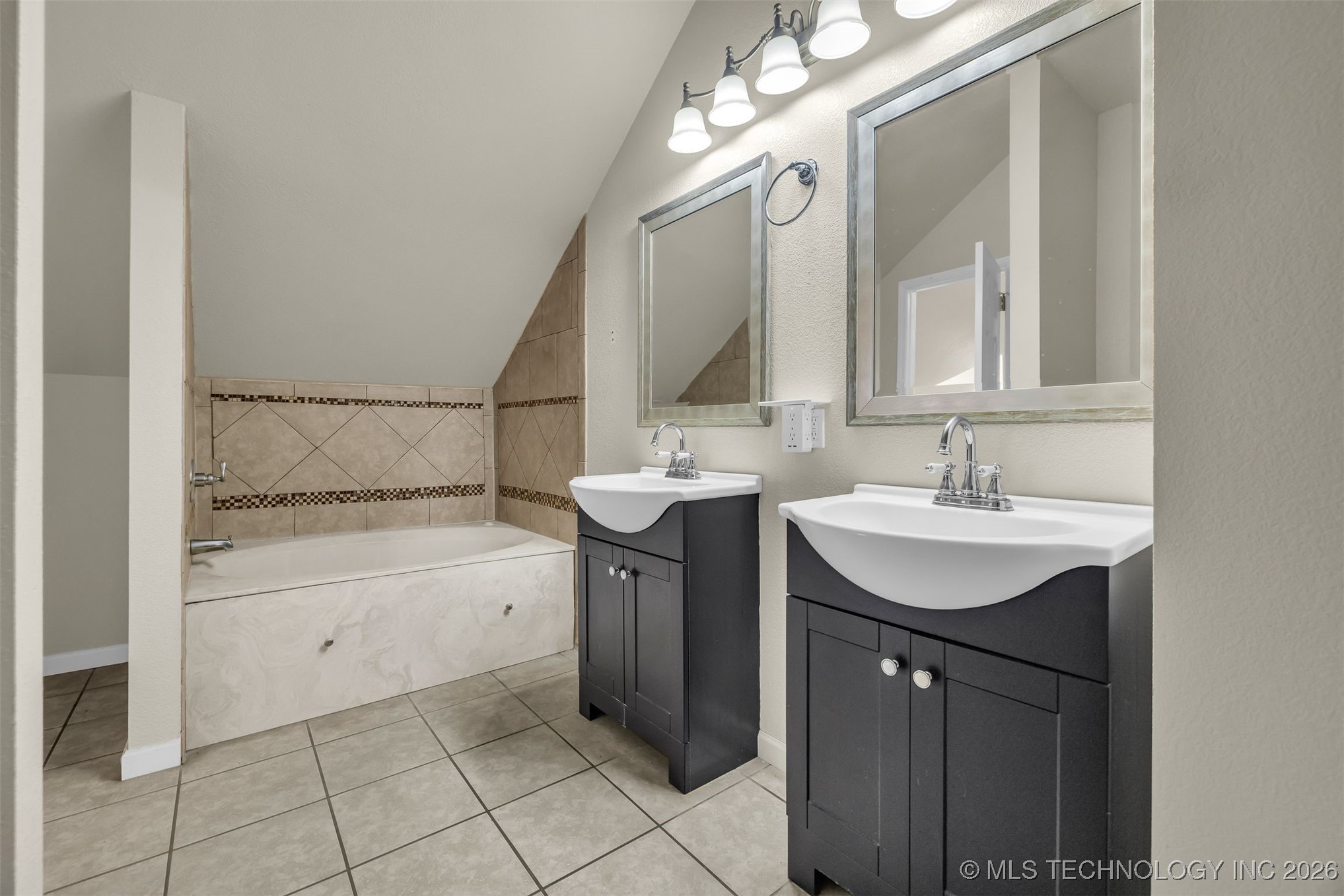 12315 S Garnett Road