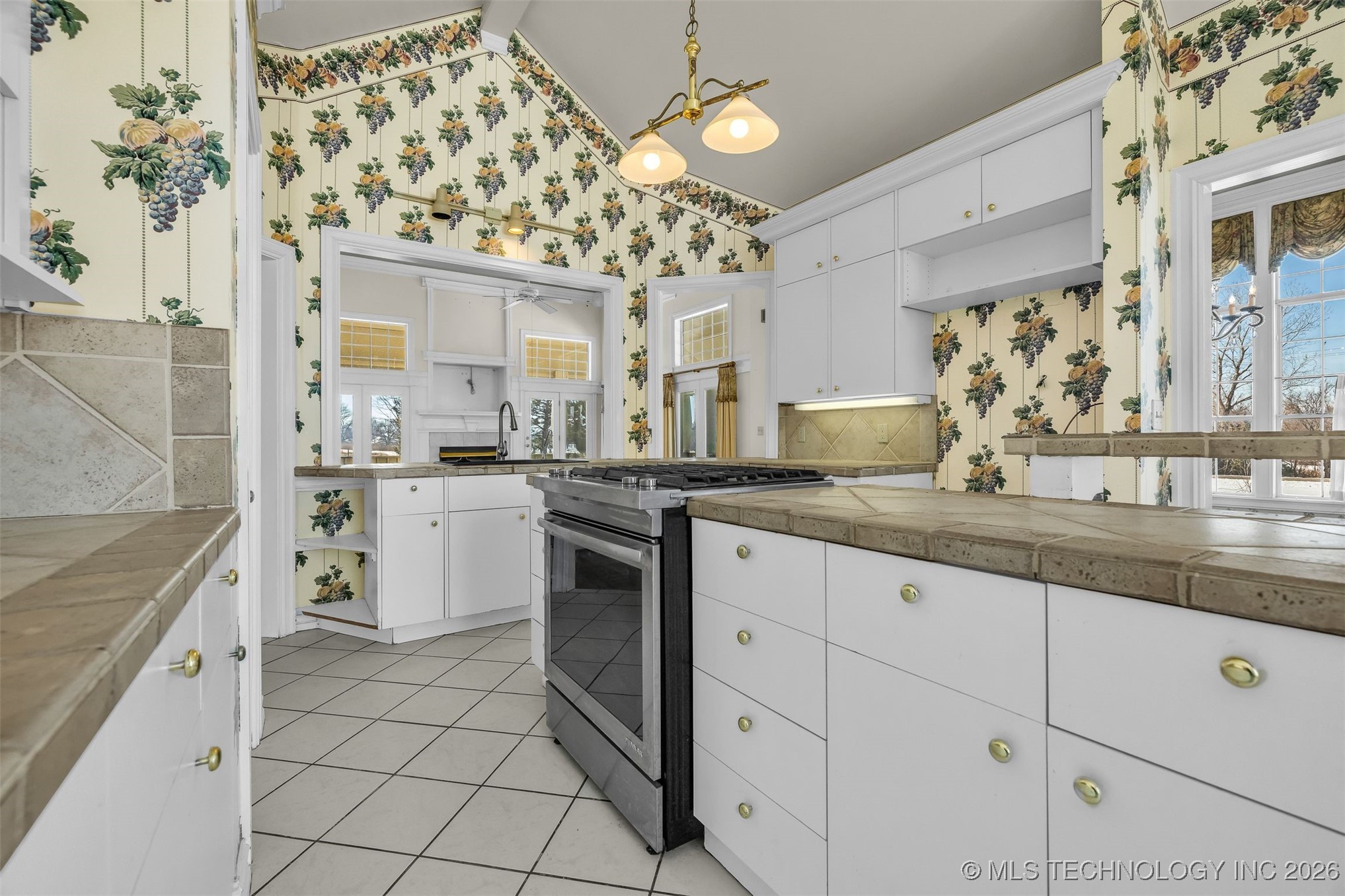 12315 S Garnett Road