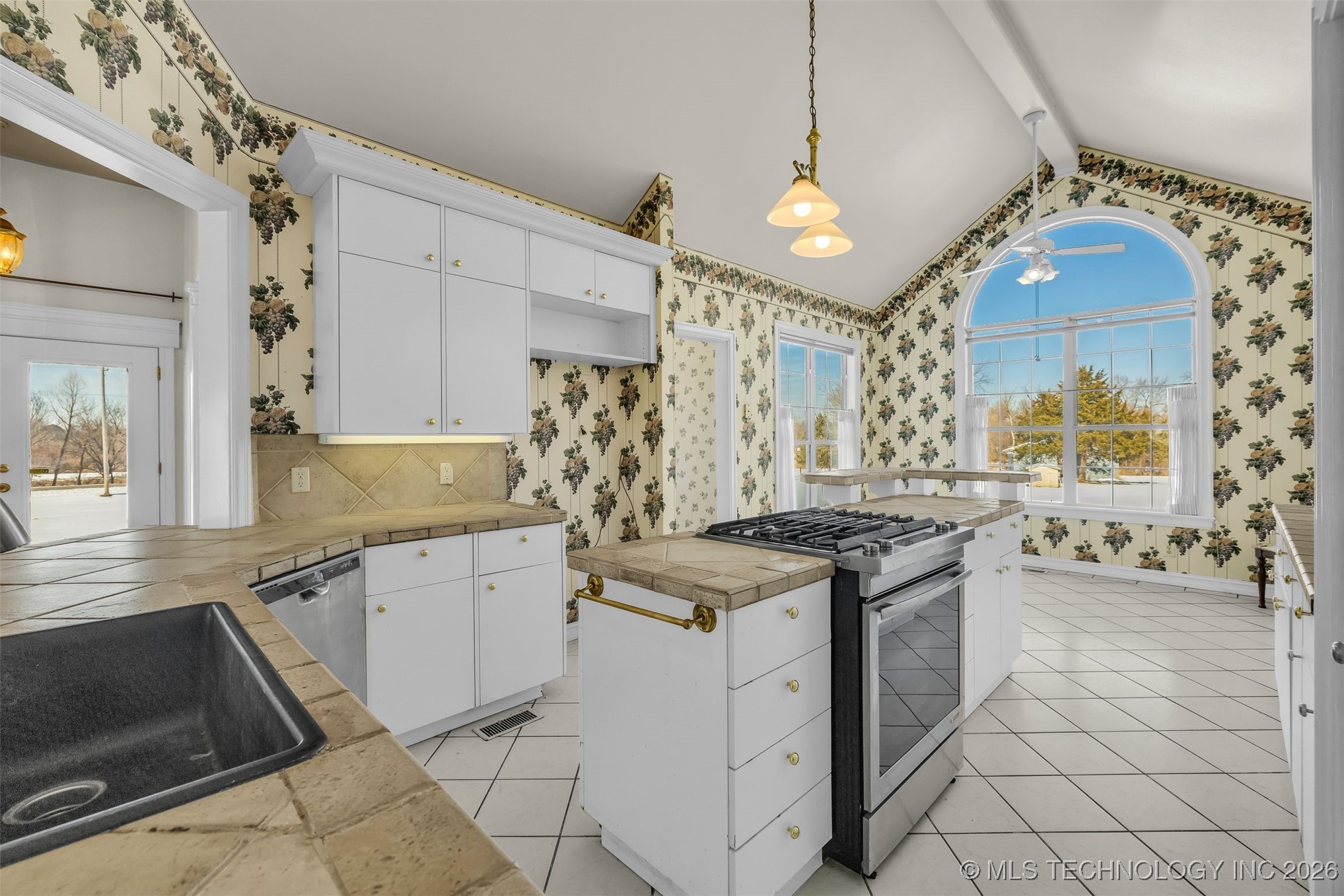 12315 S Garnett Road