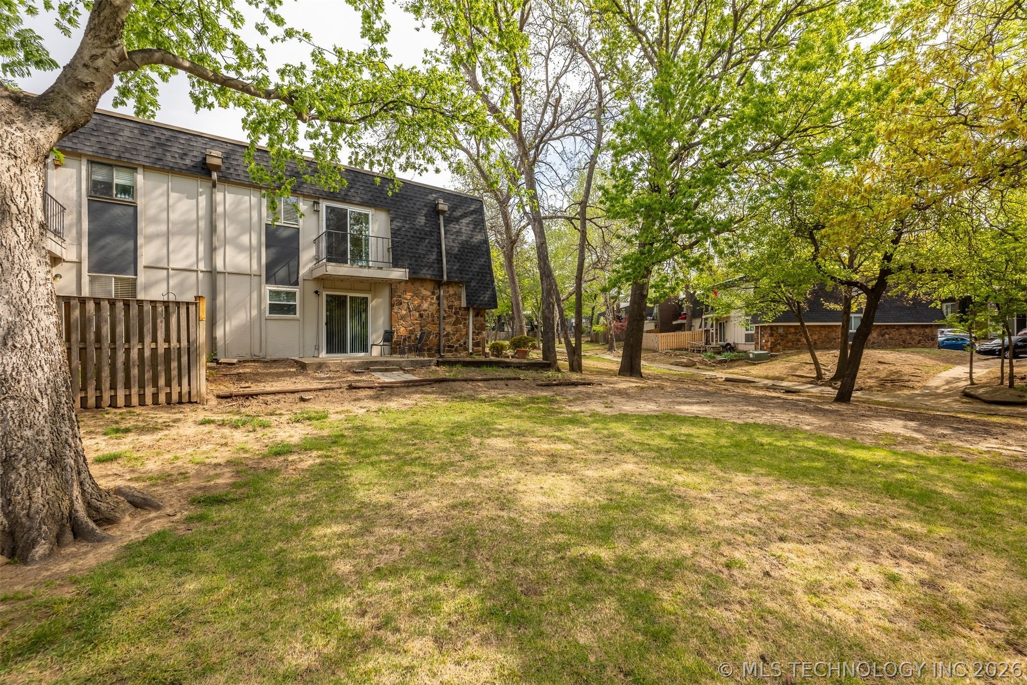 4406 E 68th Street 472