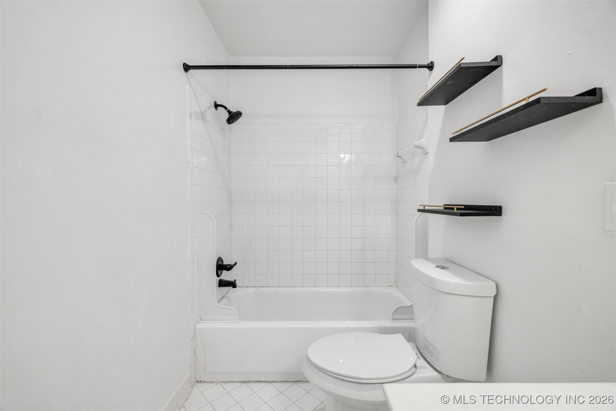 4406 E 68th Street 472