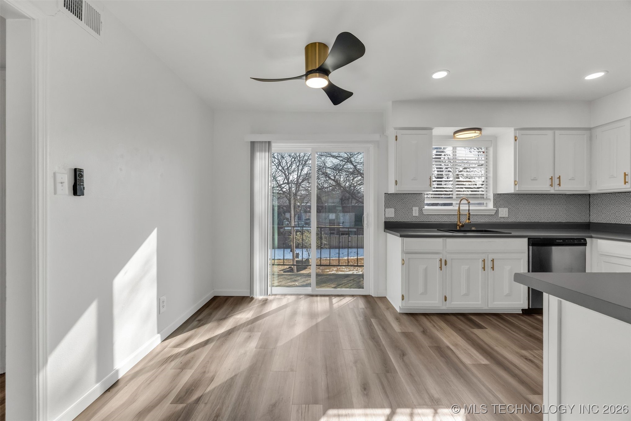 4406 E 68th Street 472