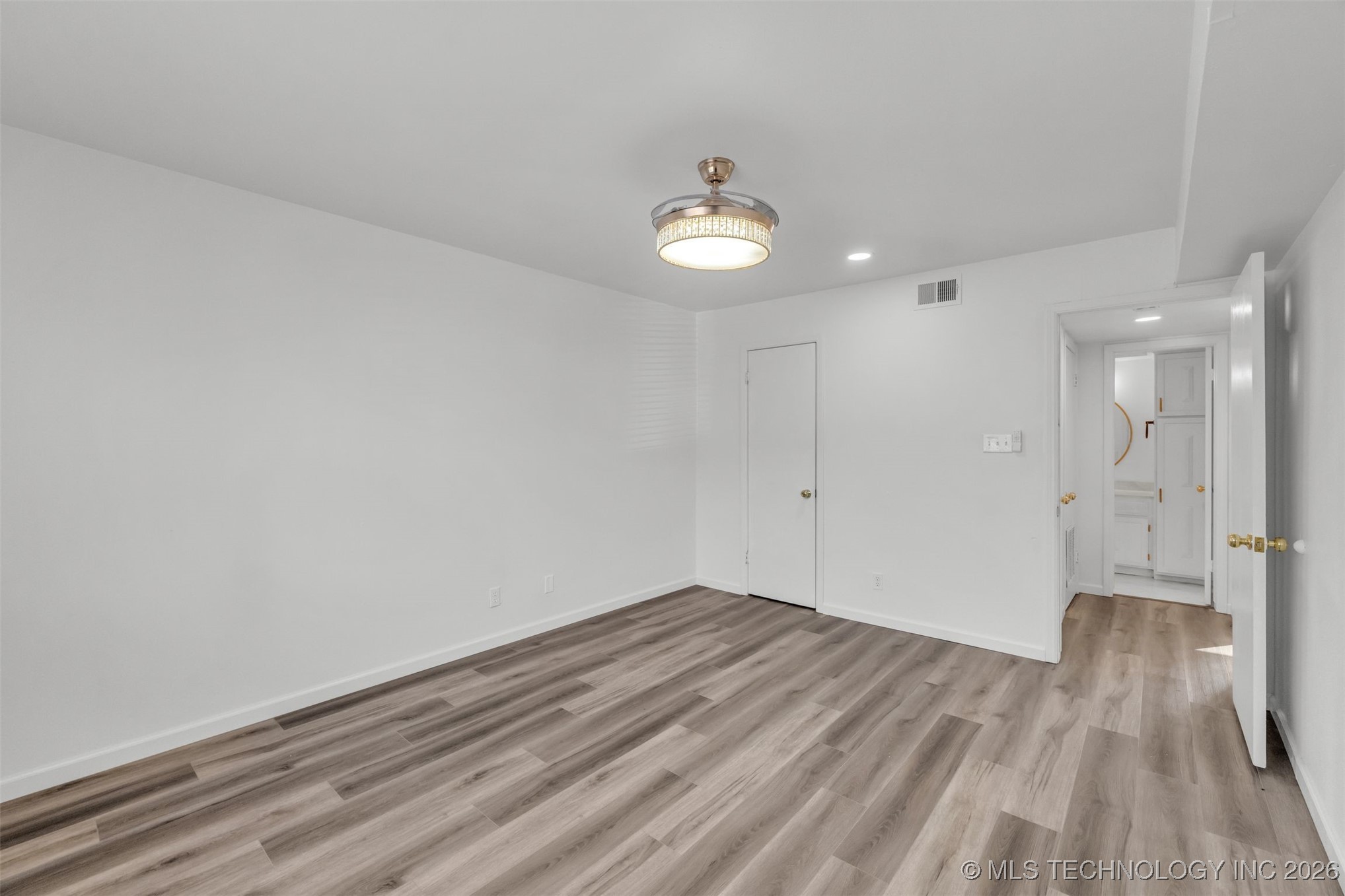 4406 E 68th Street 472