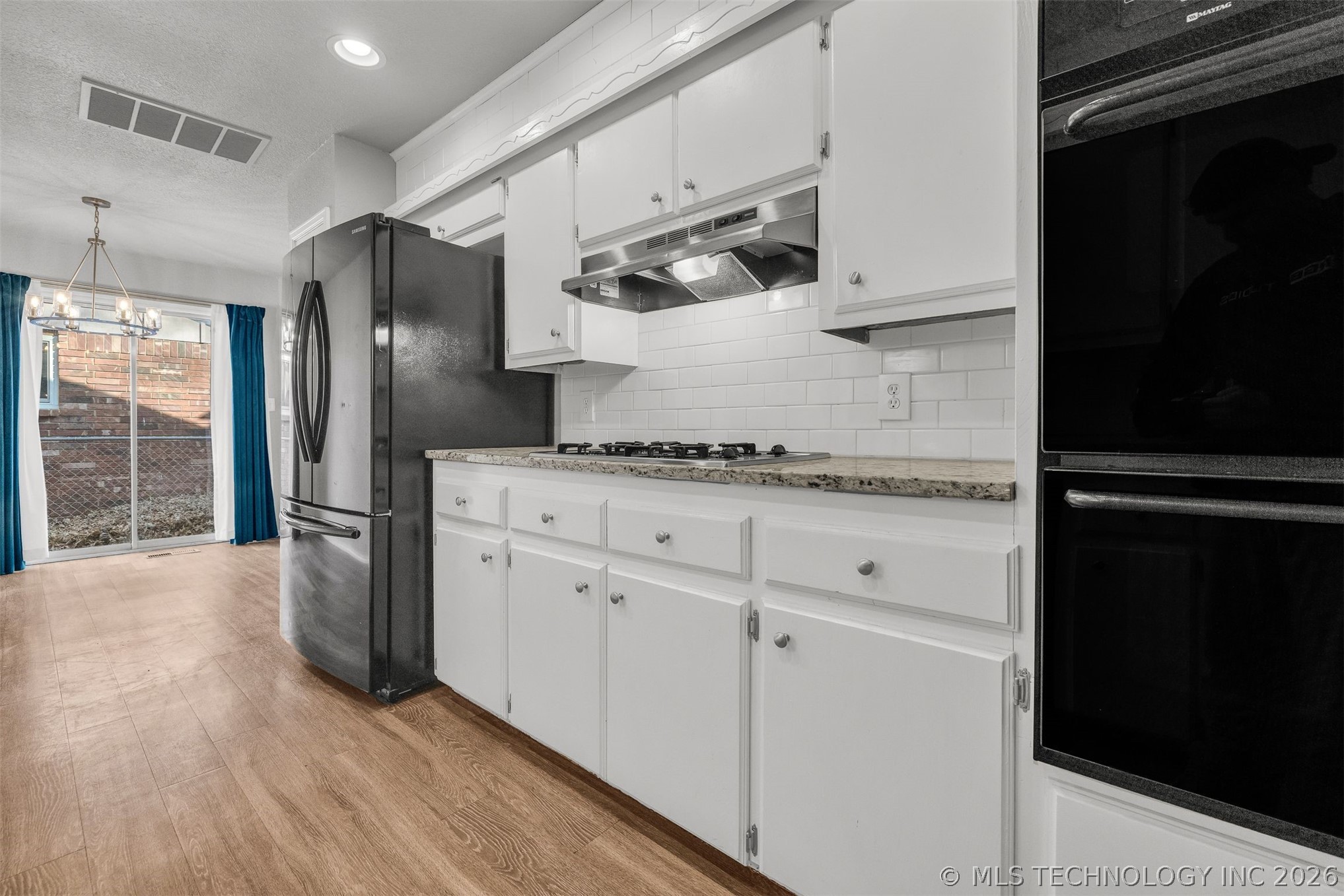 1109 N Hickory Court