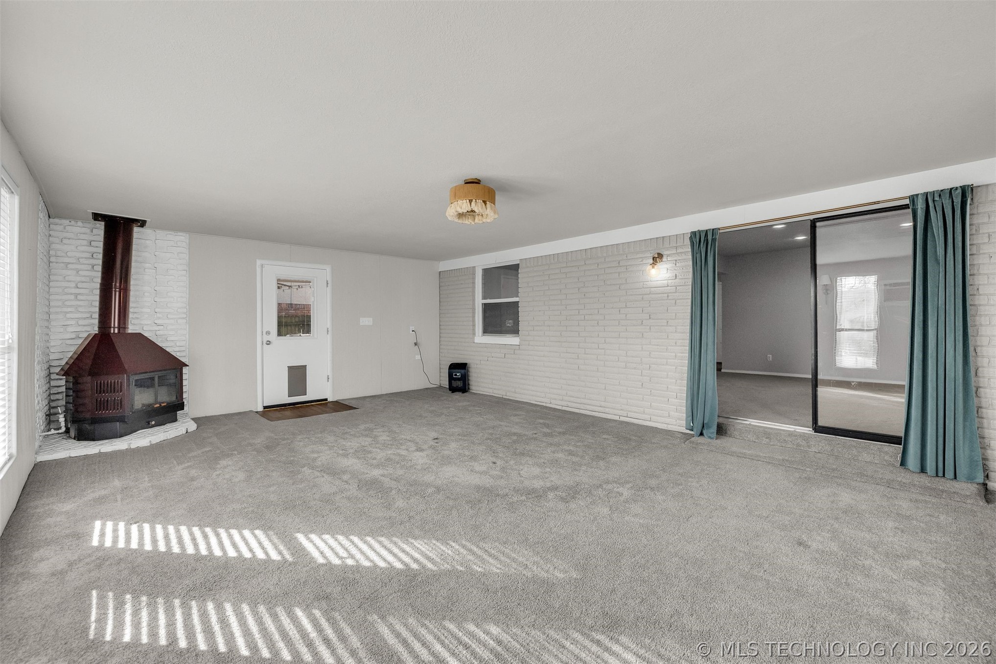 1109 N Hickory Court