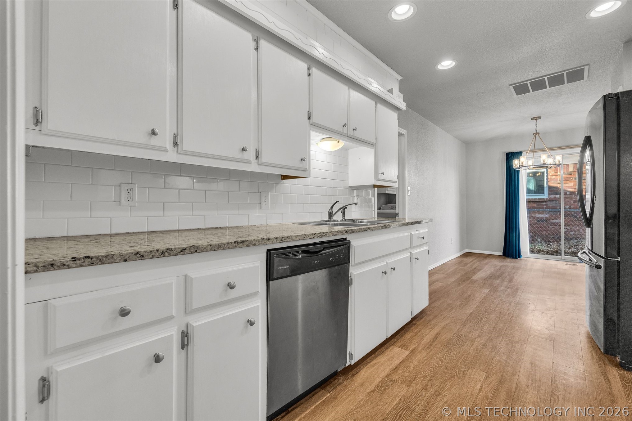 1109 N Hickory Court