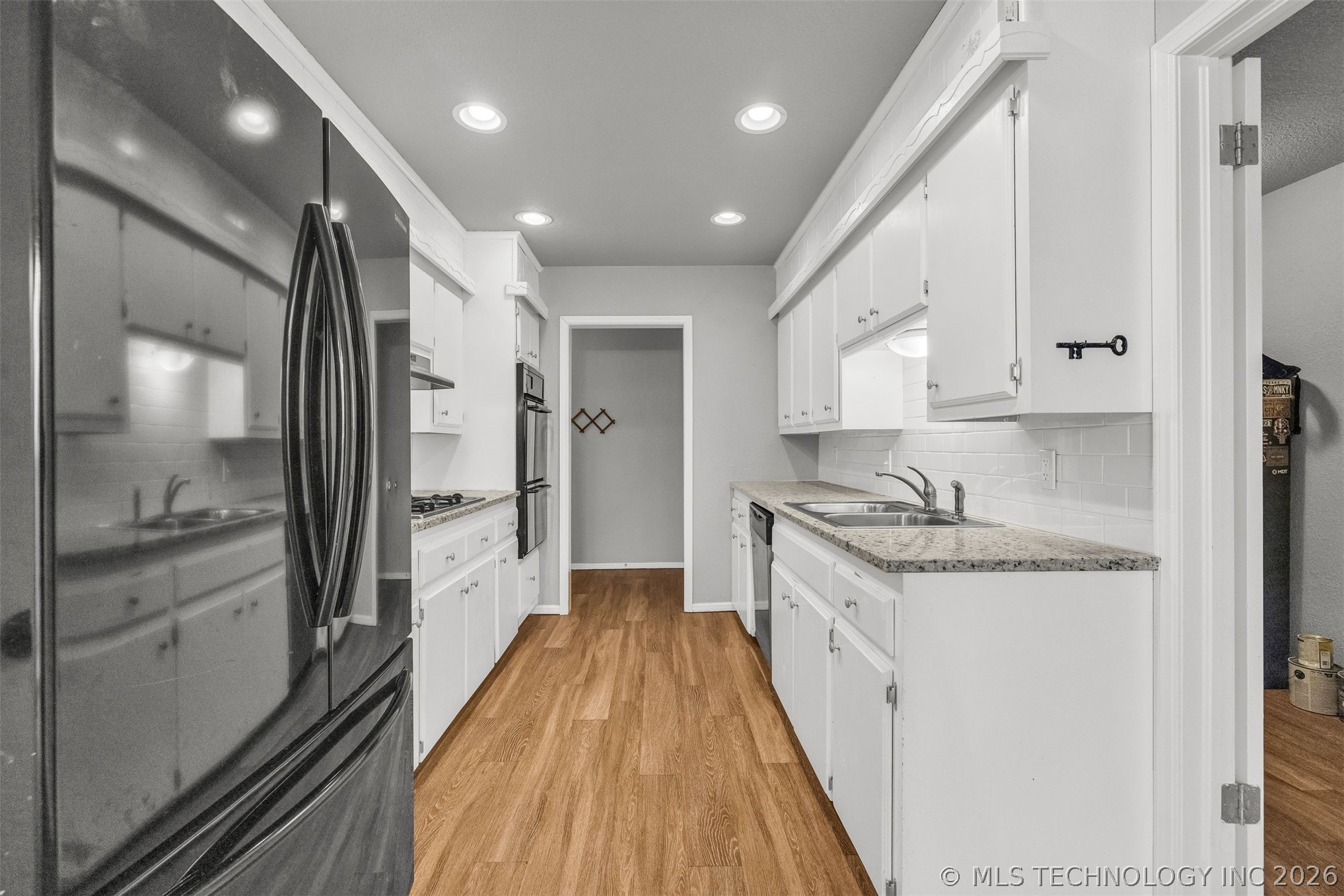 1109 N Hickory Court