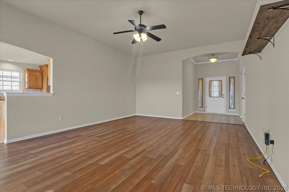 2405 W Quinton Street