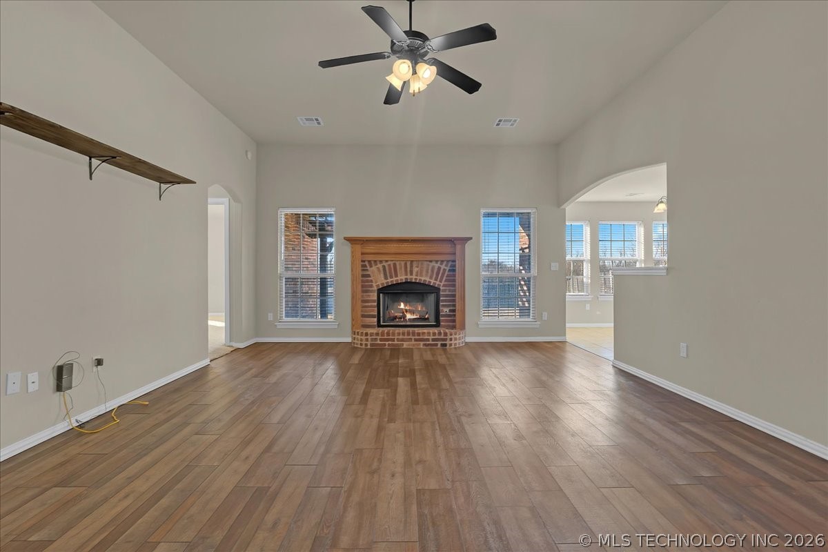 2405 W Quinton Street