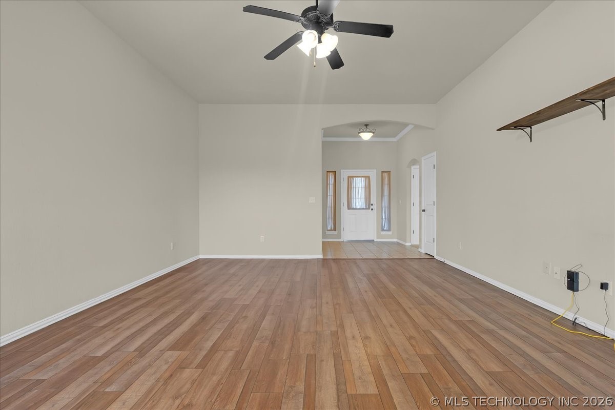 2405 W Quinton Street