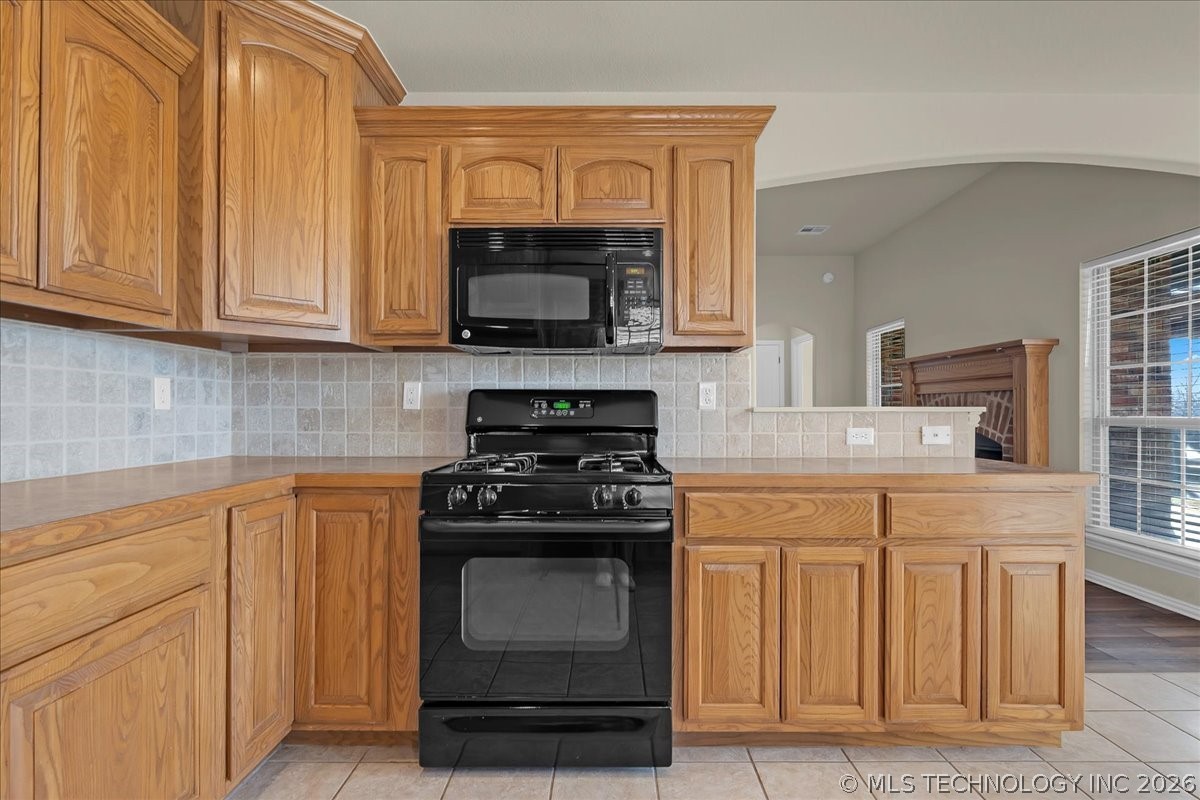 2405 W Quinton Street