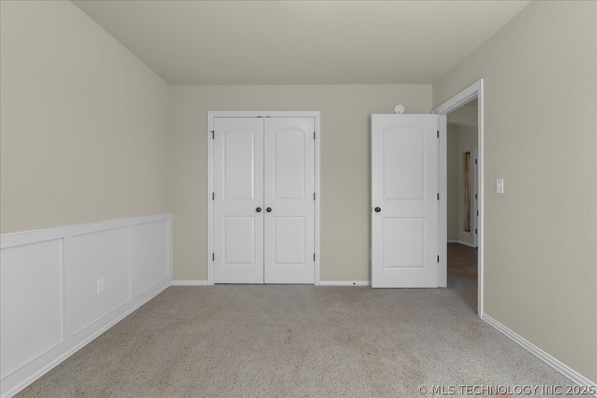 2405 W Quinton Street