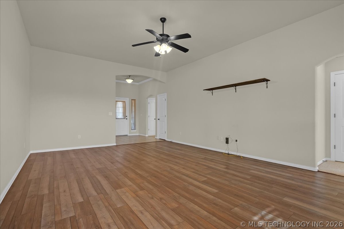 2405 W Quinton Street