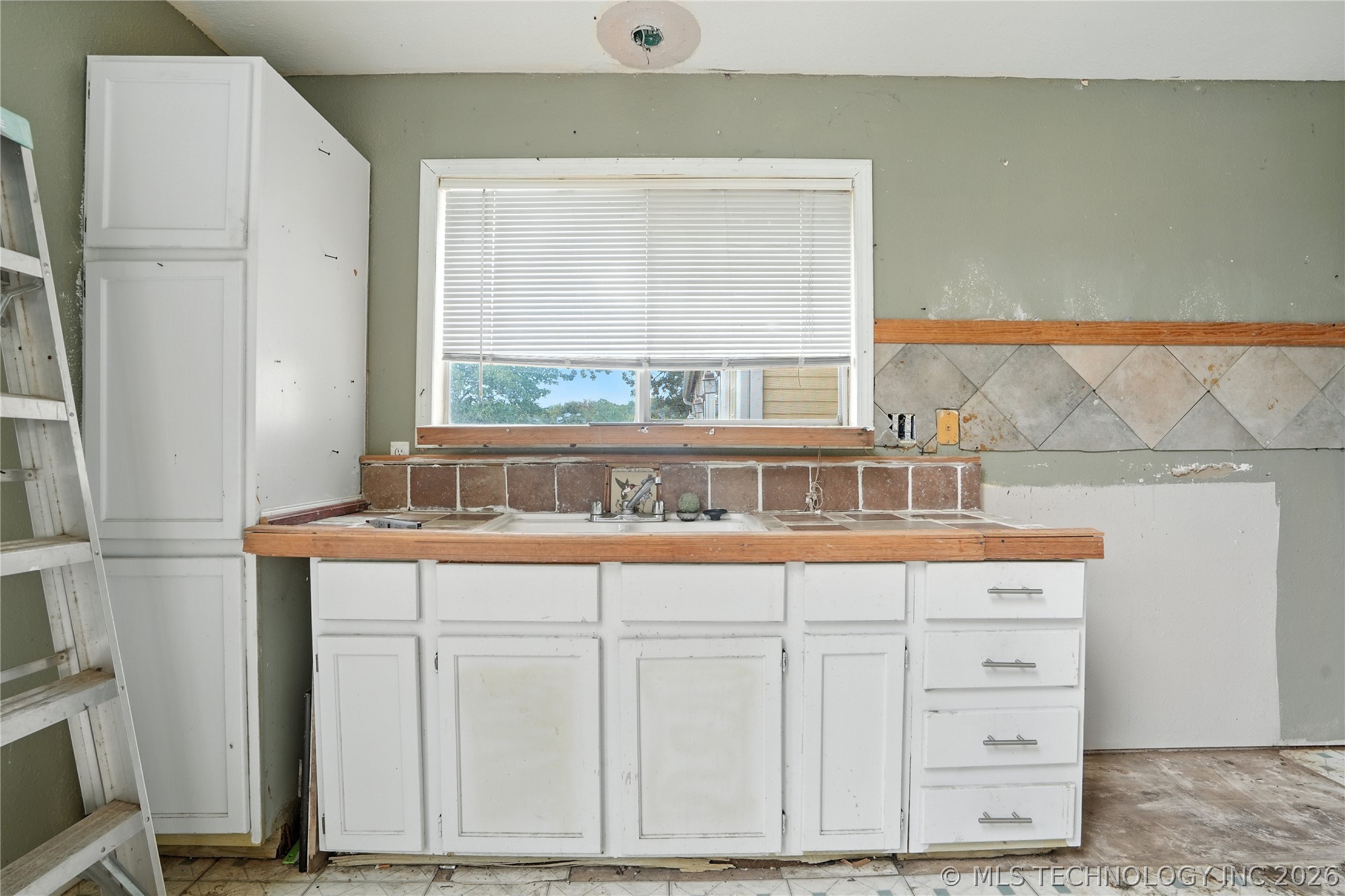 13900 W 146th Street S