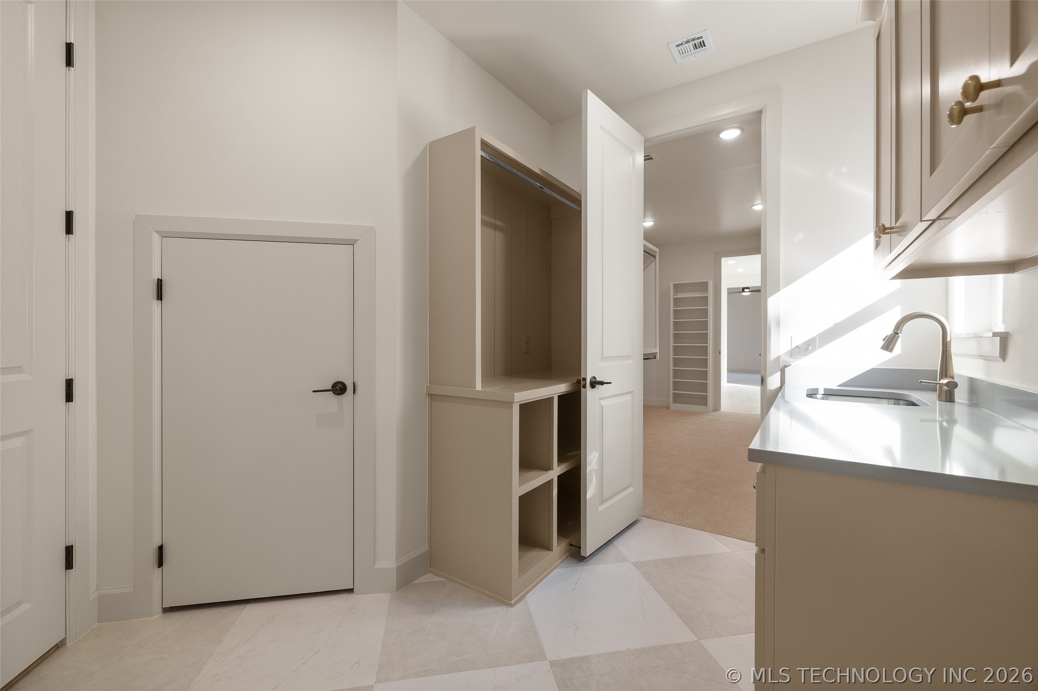 4127 S Cincinnati Avenue