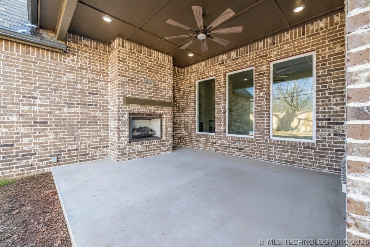 4127 S Cincinnati Avenue