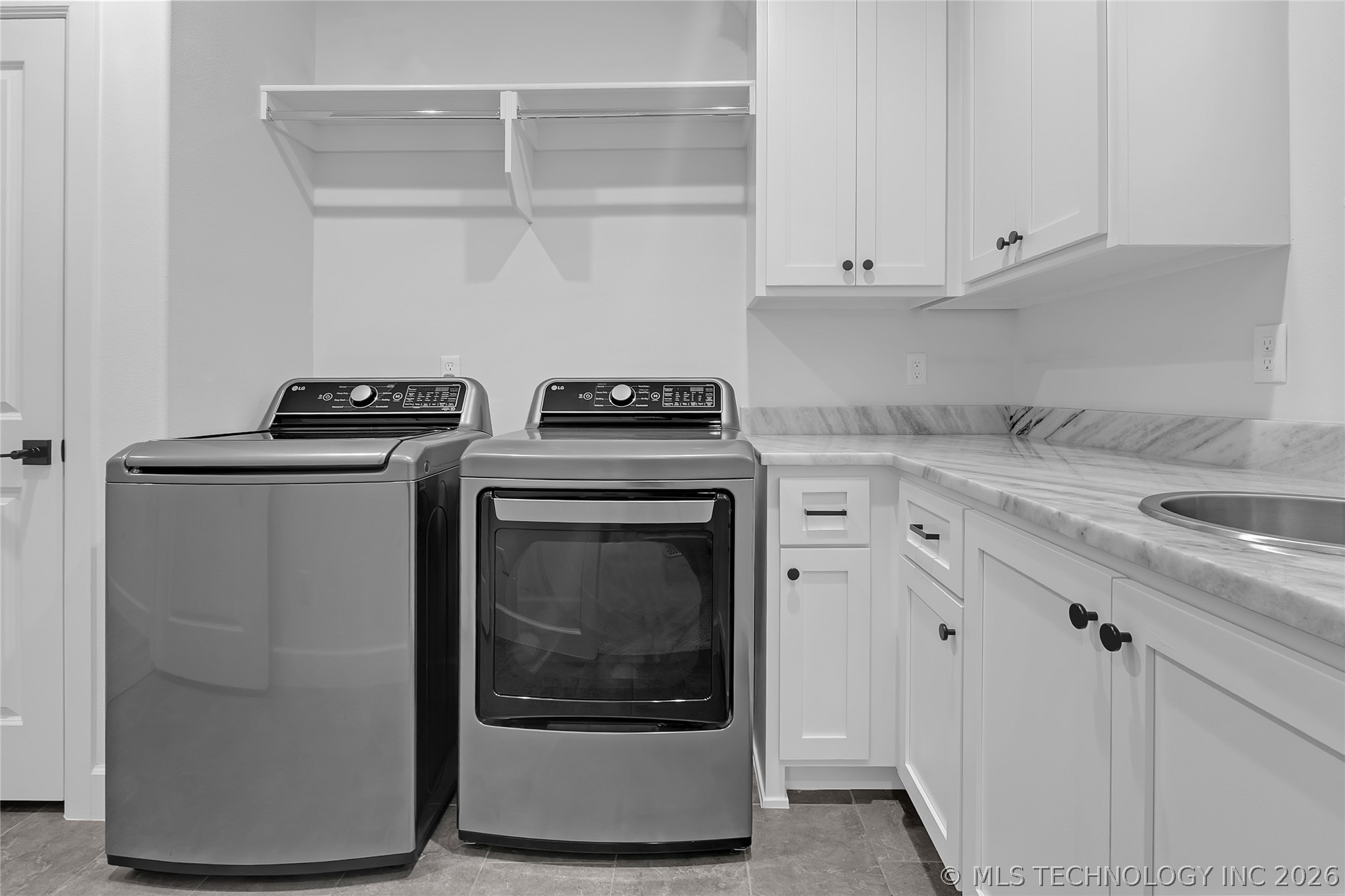 5327 E 124th Place S