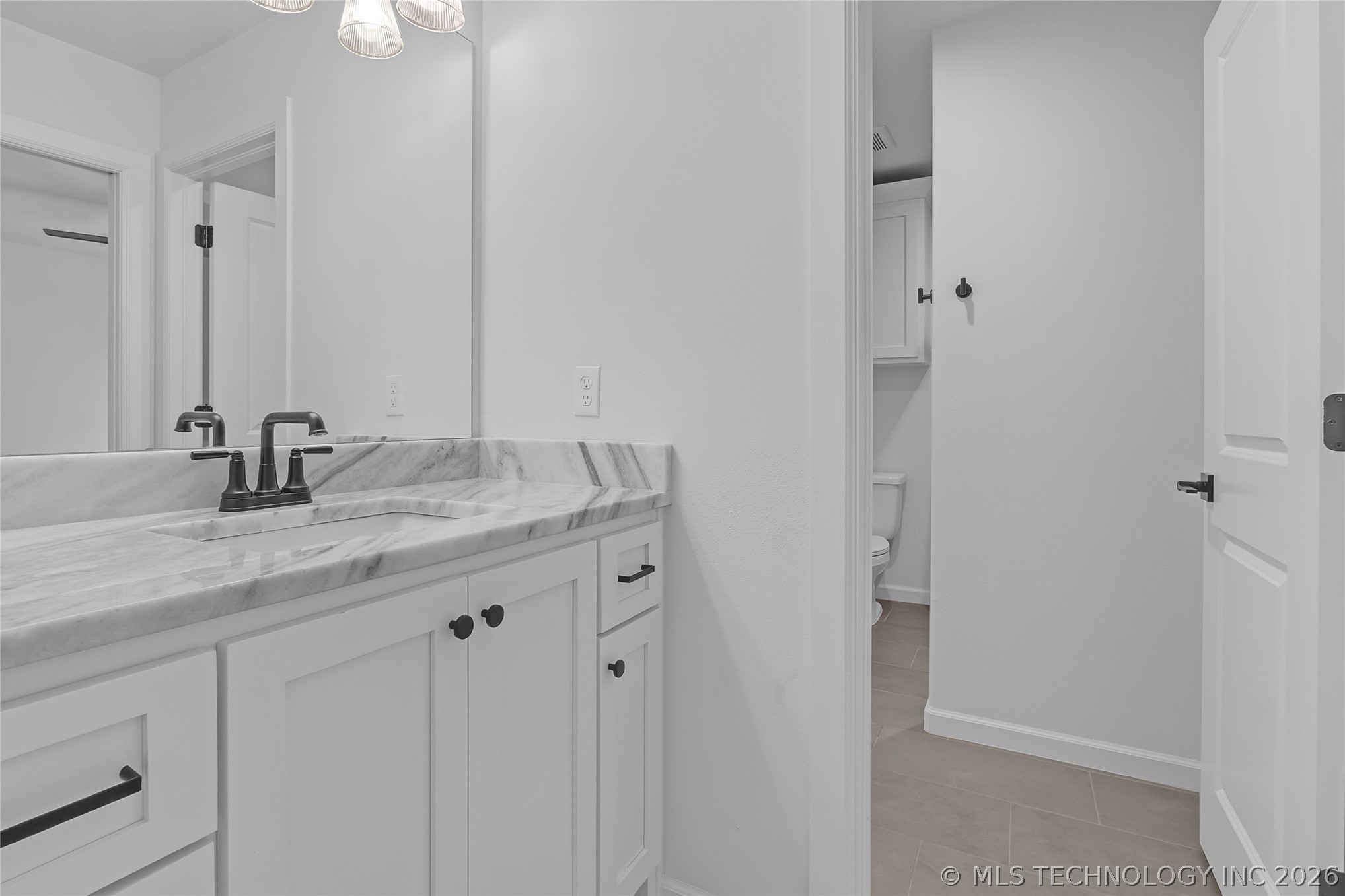 5327 E 124th Place S