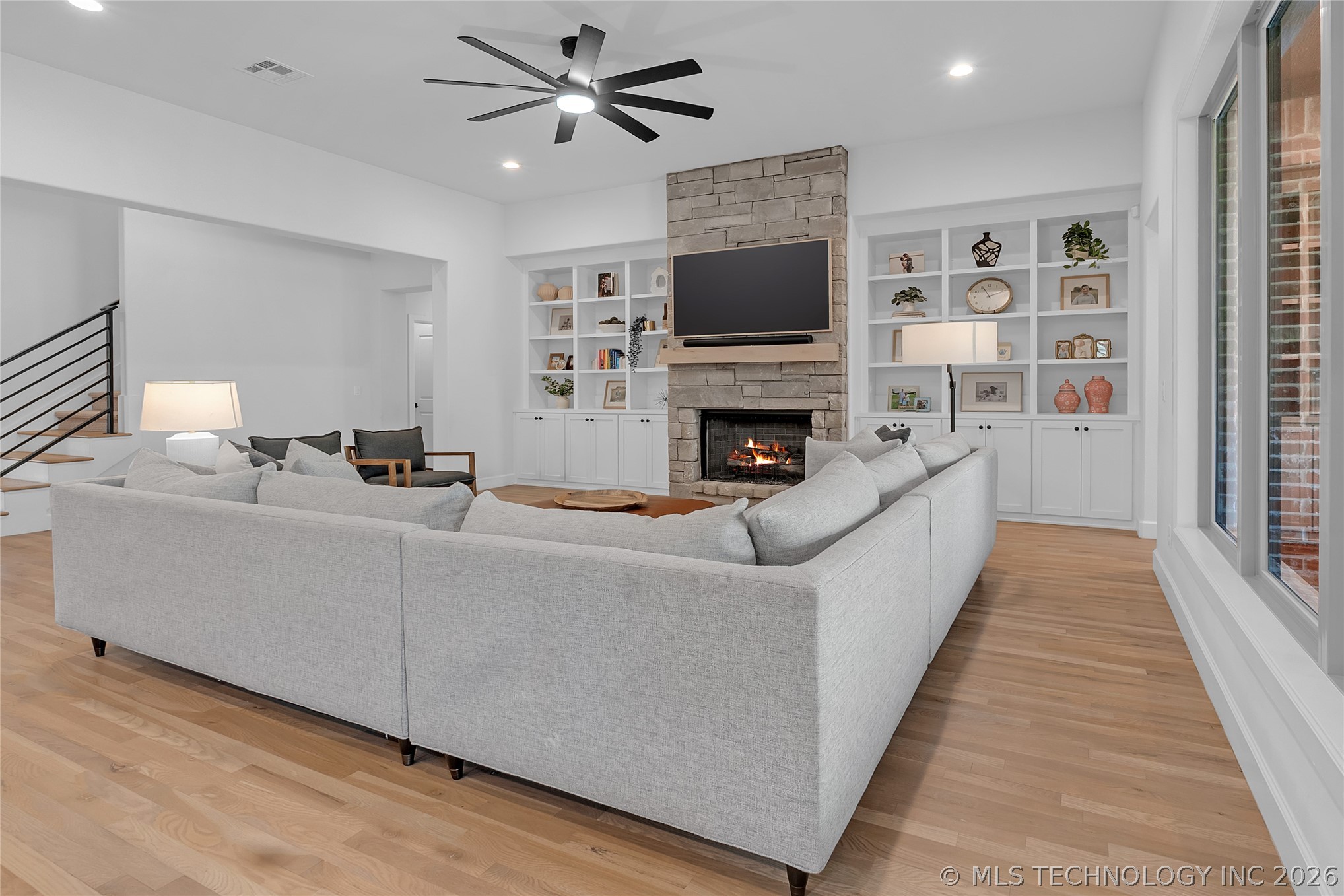 5327 E 124th Place S