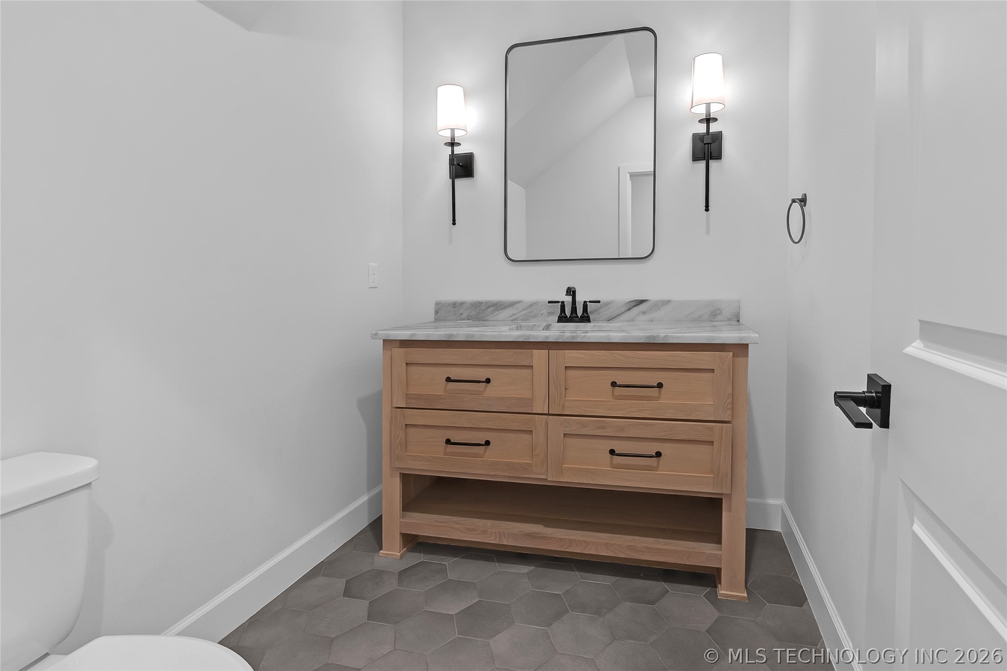 5327 E 124th Place S