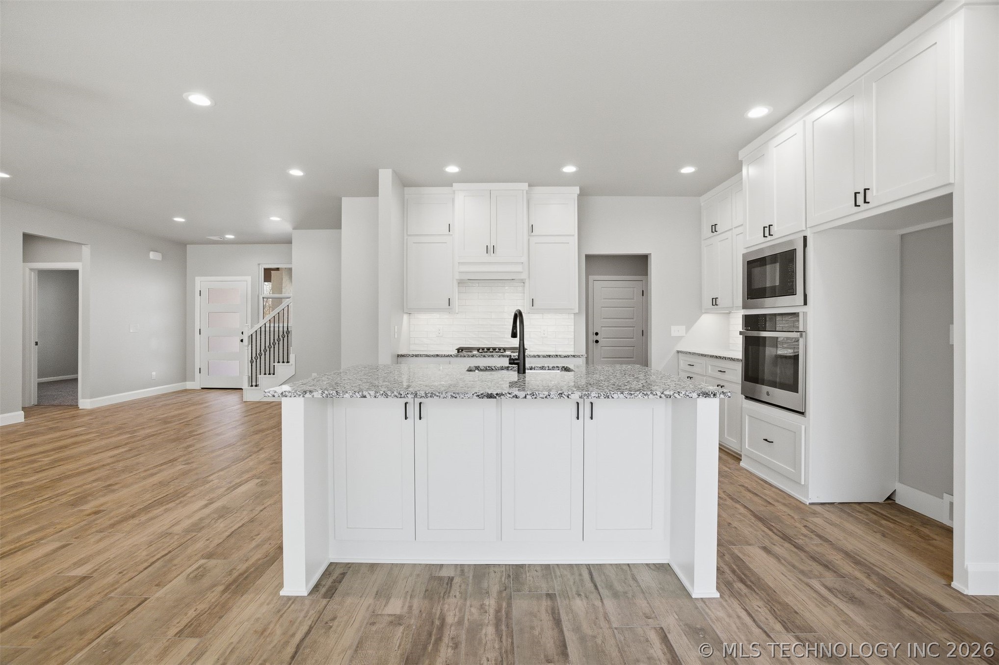 15439 N 55th West Avenue