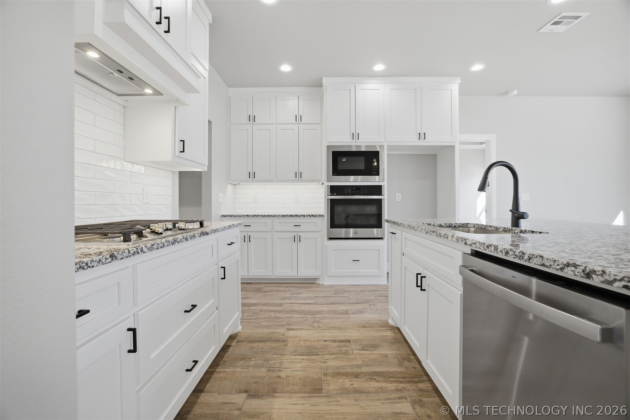 15439 N 55th West Avenue