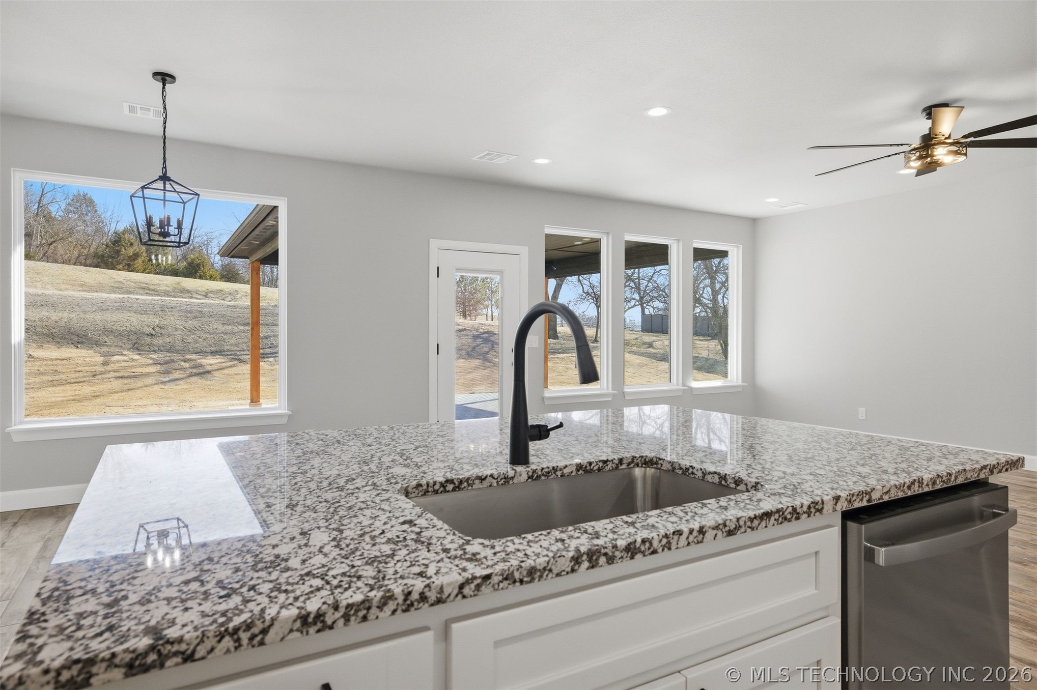 15439 N 55th West Avenue