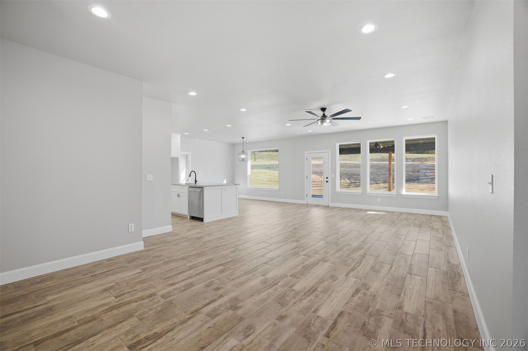 15439 N 55th West Avenue