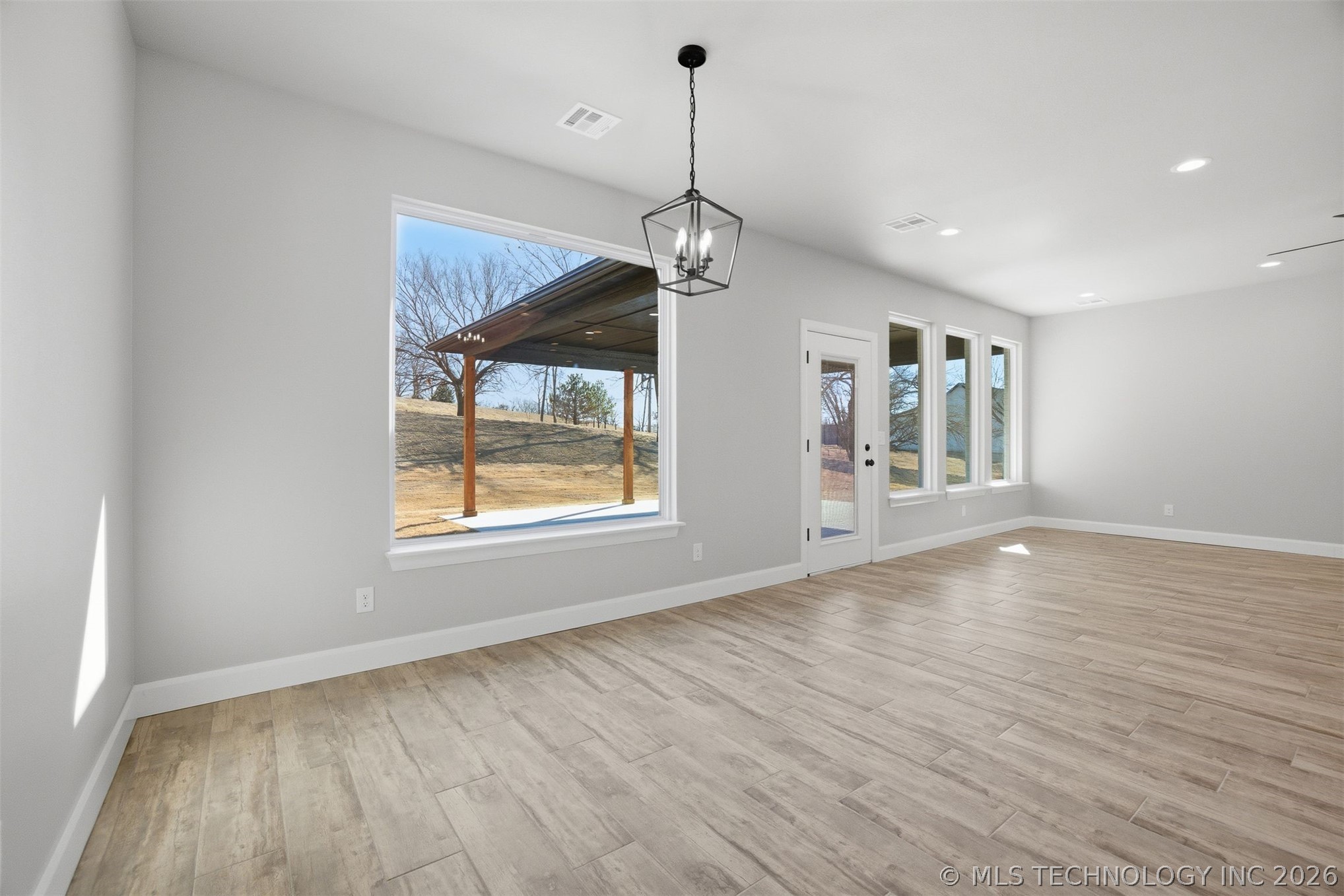 15439 N 55th West Avenue