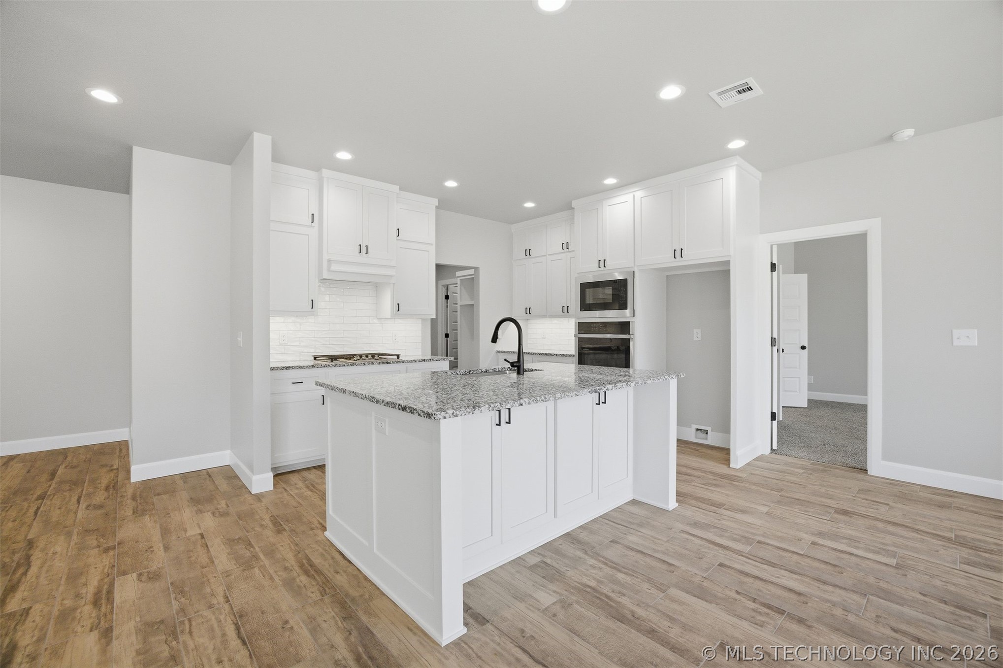 15439 N 55th West Avenue