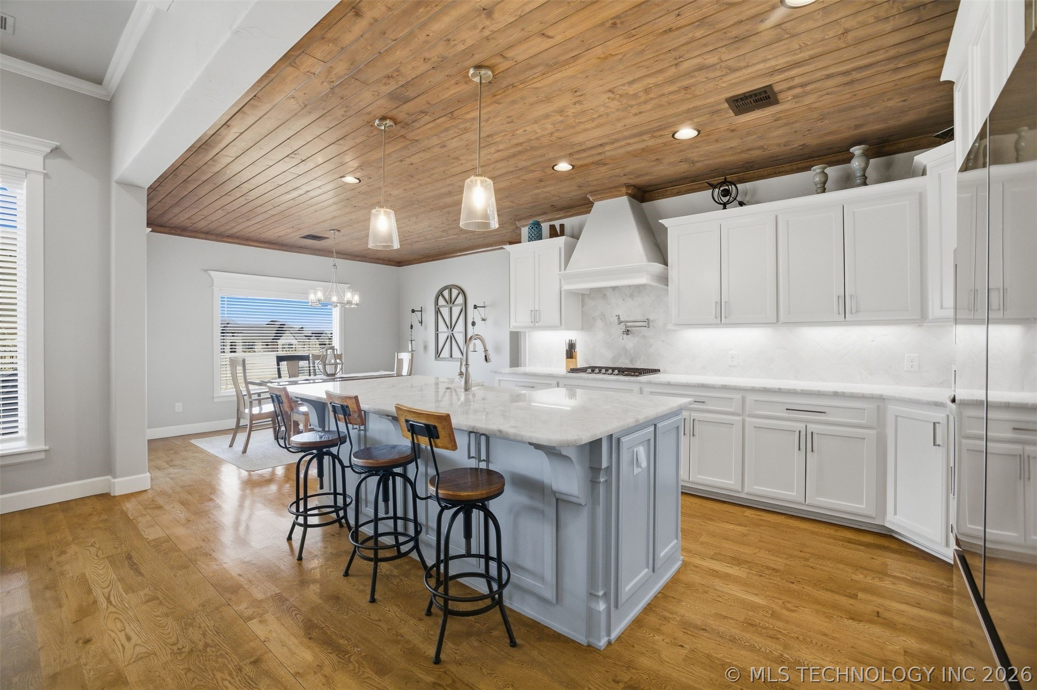 11391 S 213th East Avenue