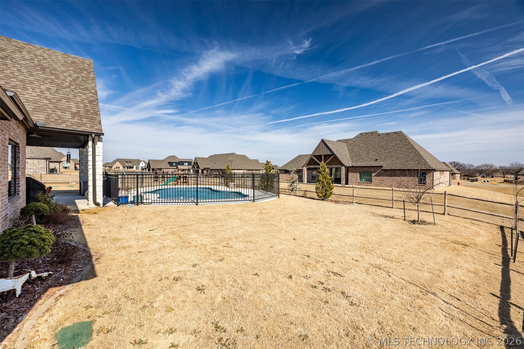 11391 S 213th East Avenue