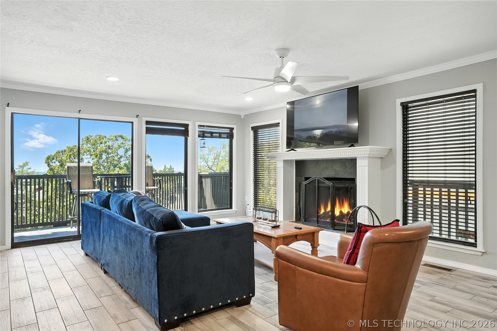 42 Diamond Head Drive 42