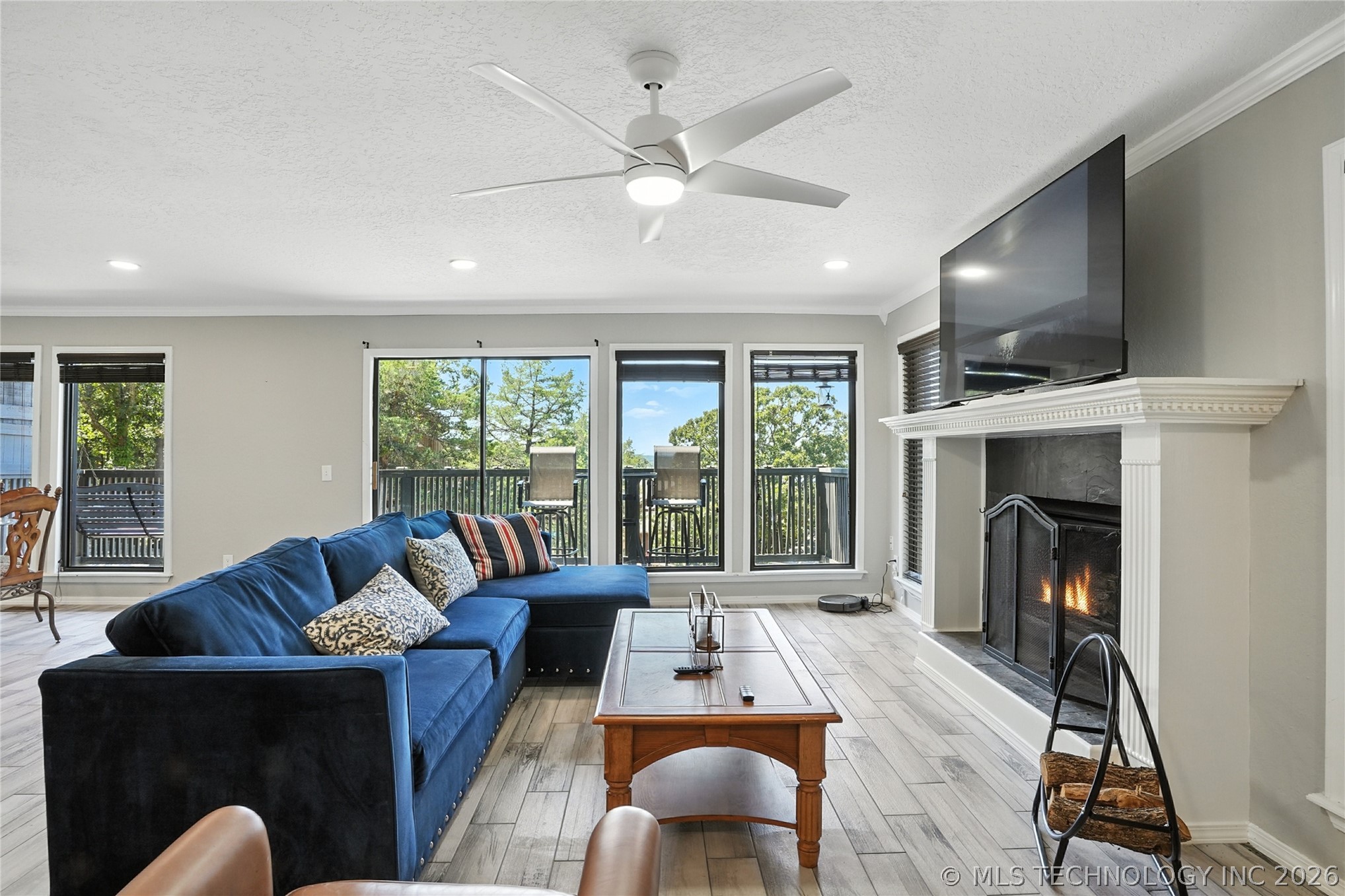 42 Diamond Head Drive 42