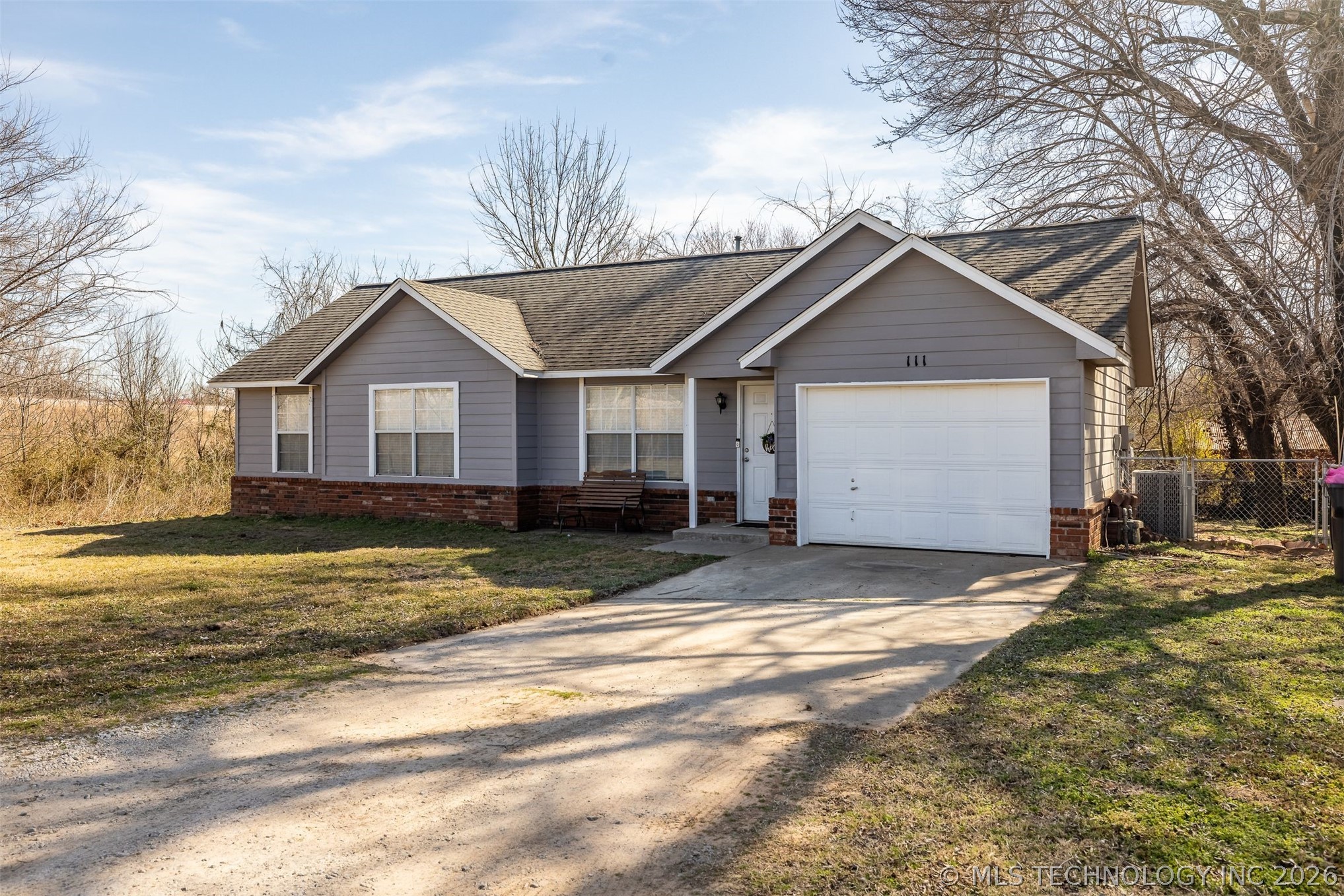 111 W Redwood Street