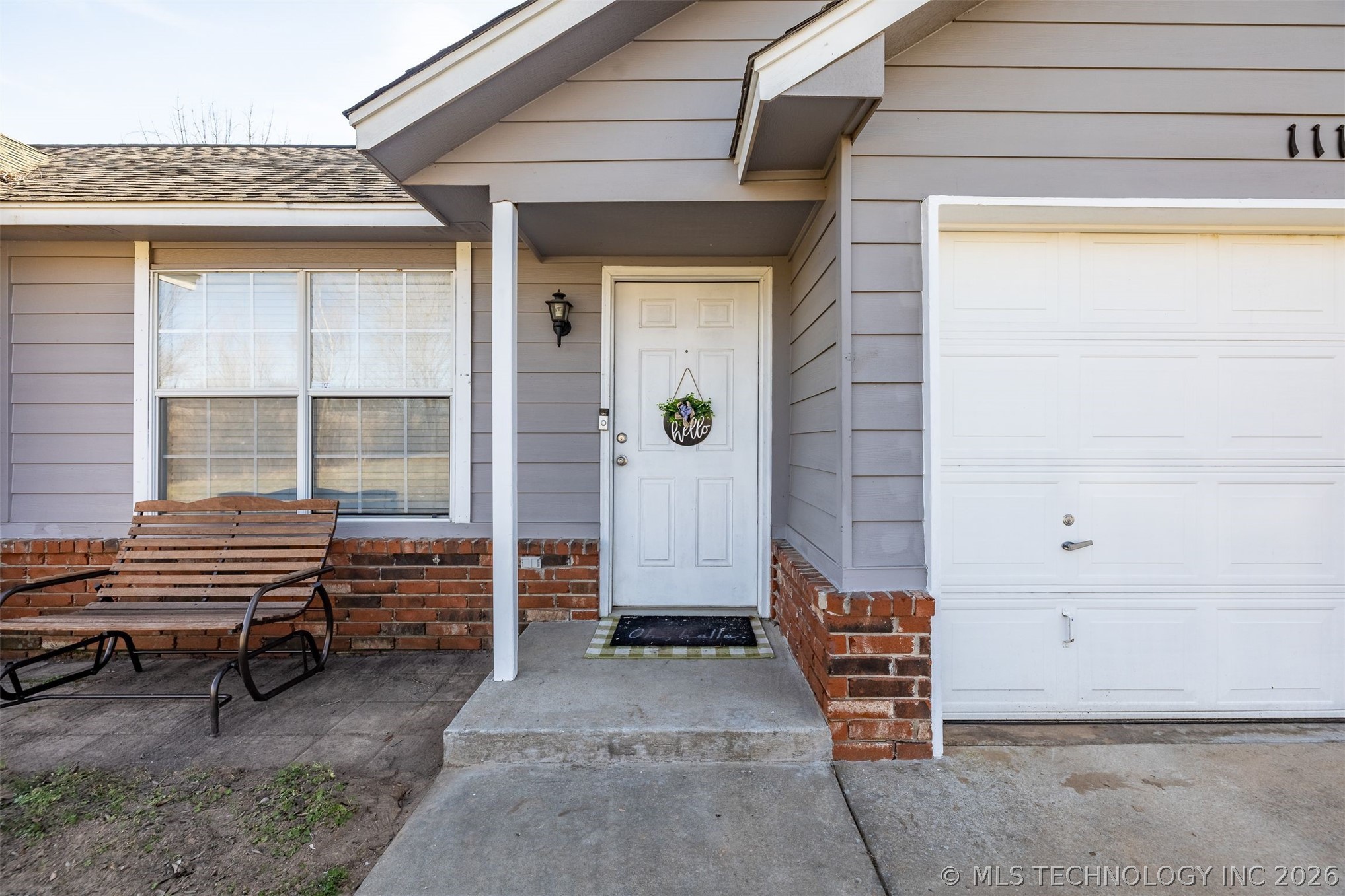 111 W Redwood Street