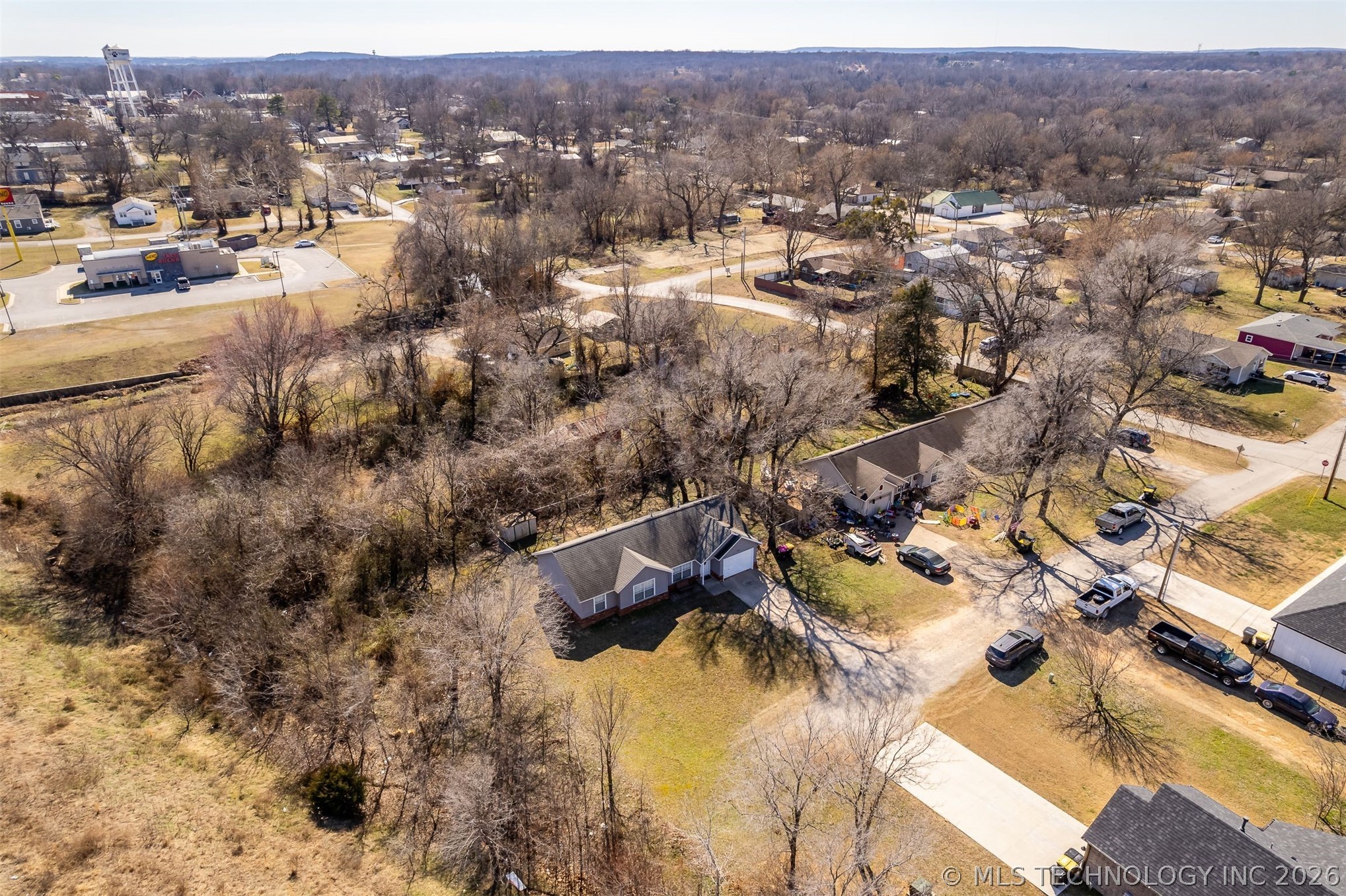 111 W Redwood Street