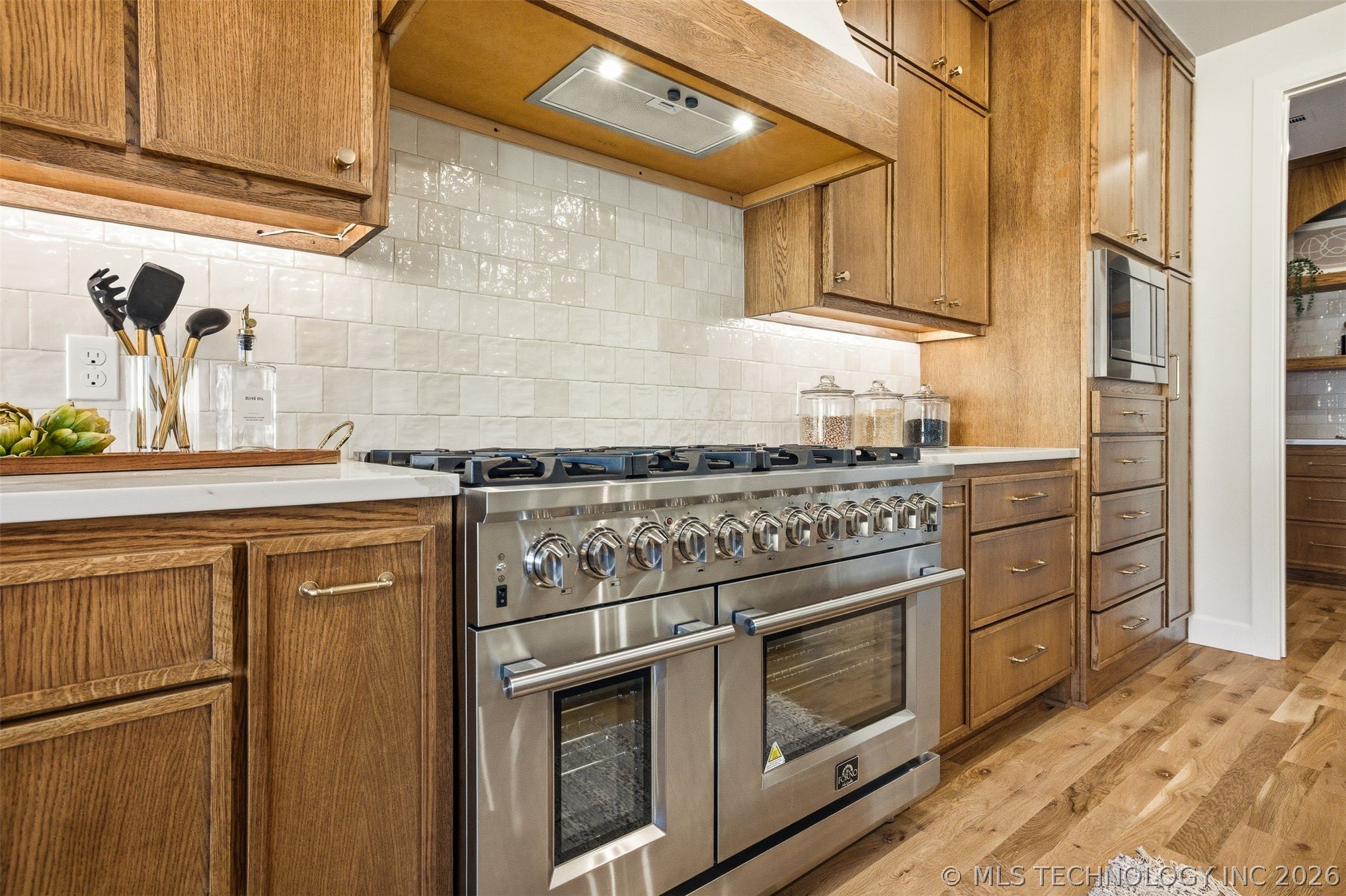 2241 S Florence Avenue