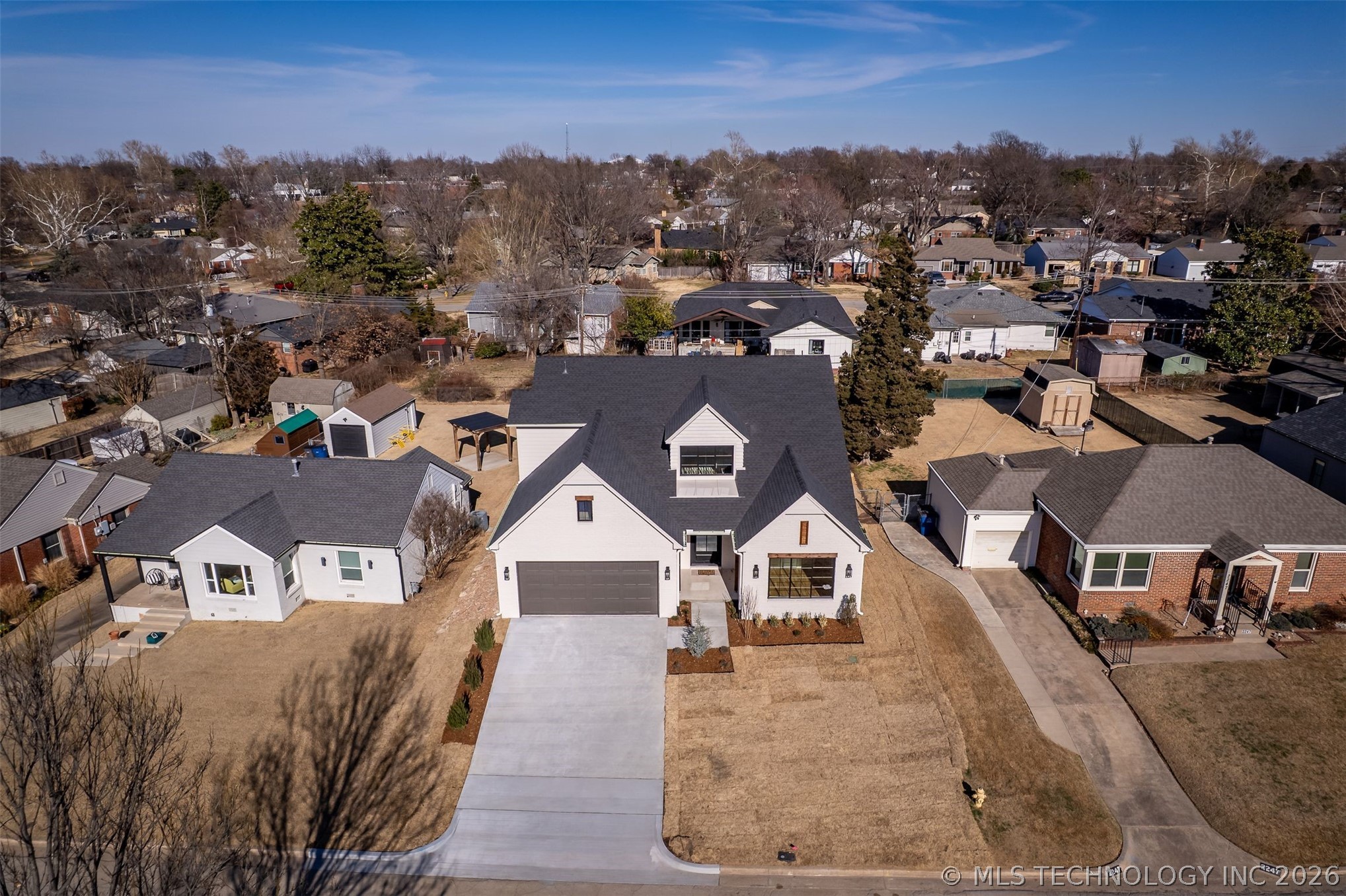 2241 S Florence Avenue