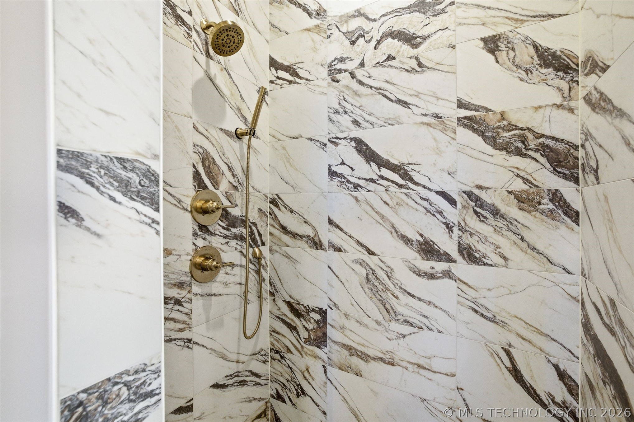 2241 S Florence Avenue