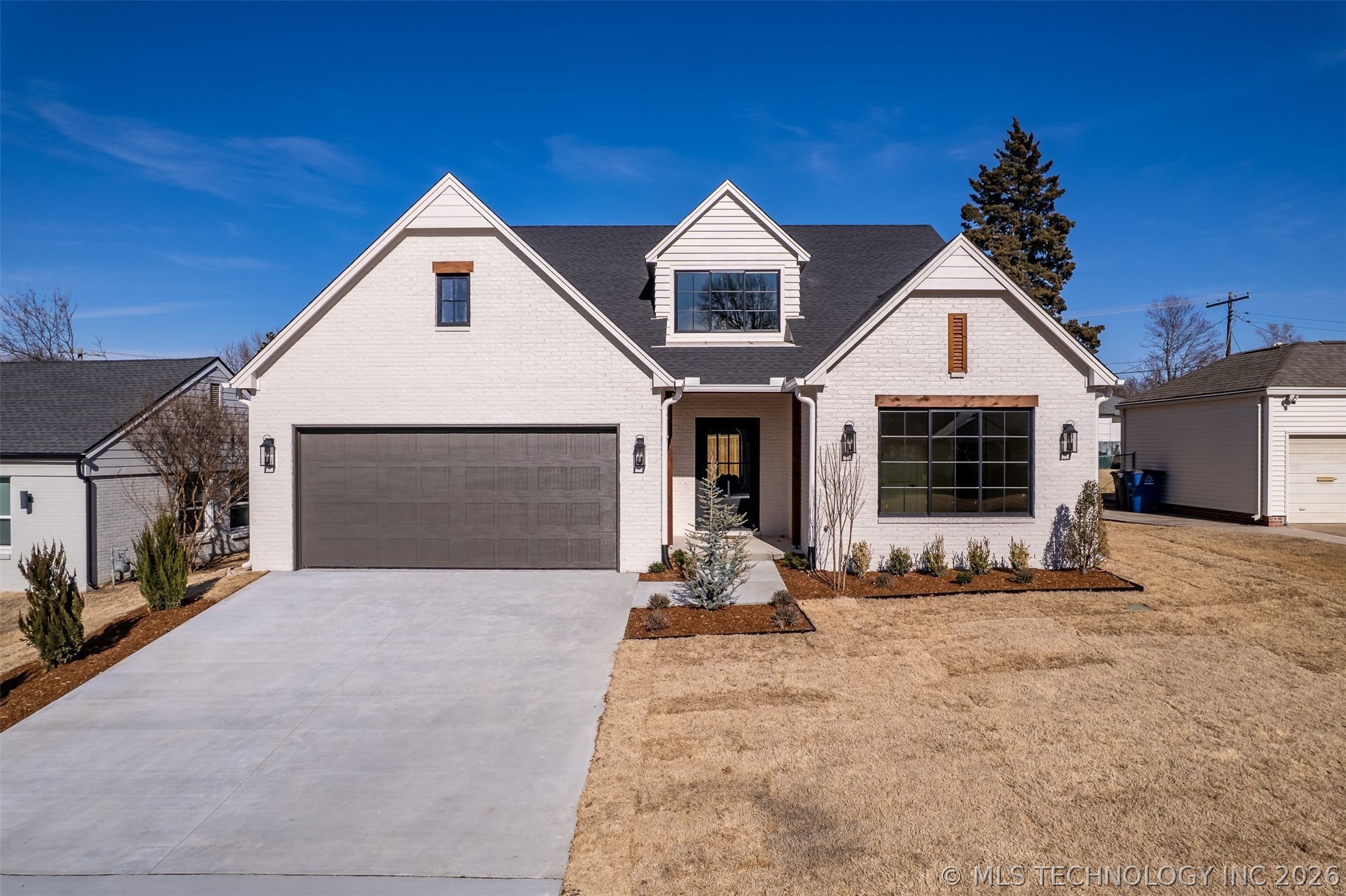 2241 S Florence Avenue