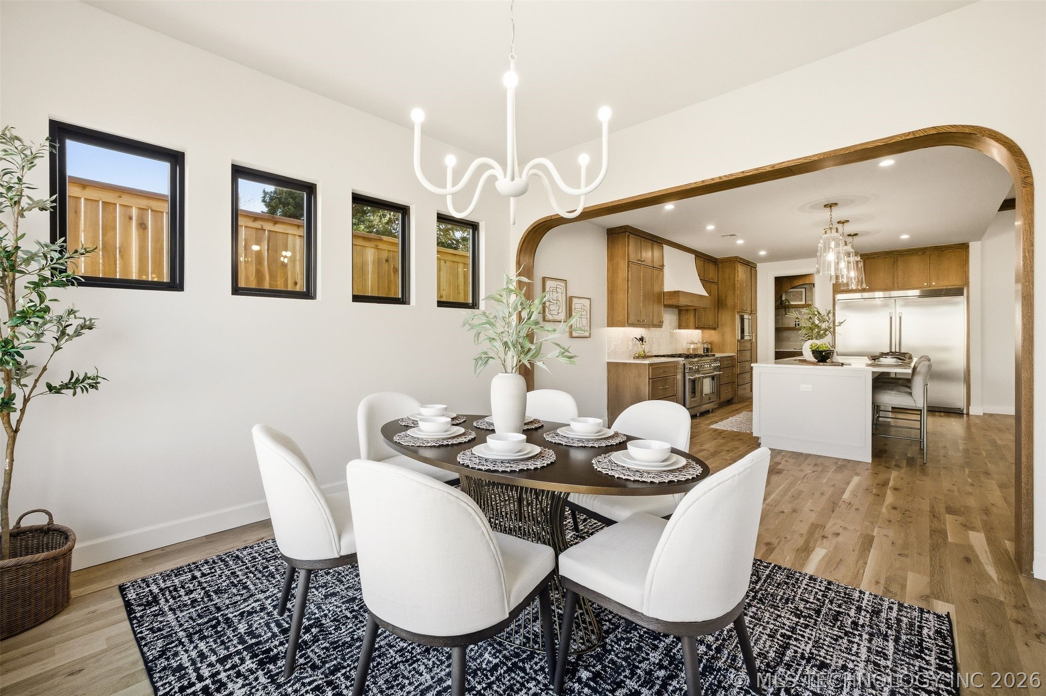 2241 S Florence Avenue