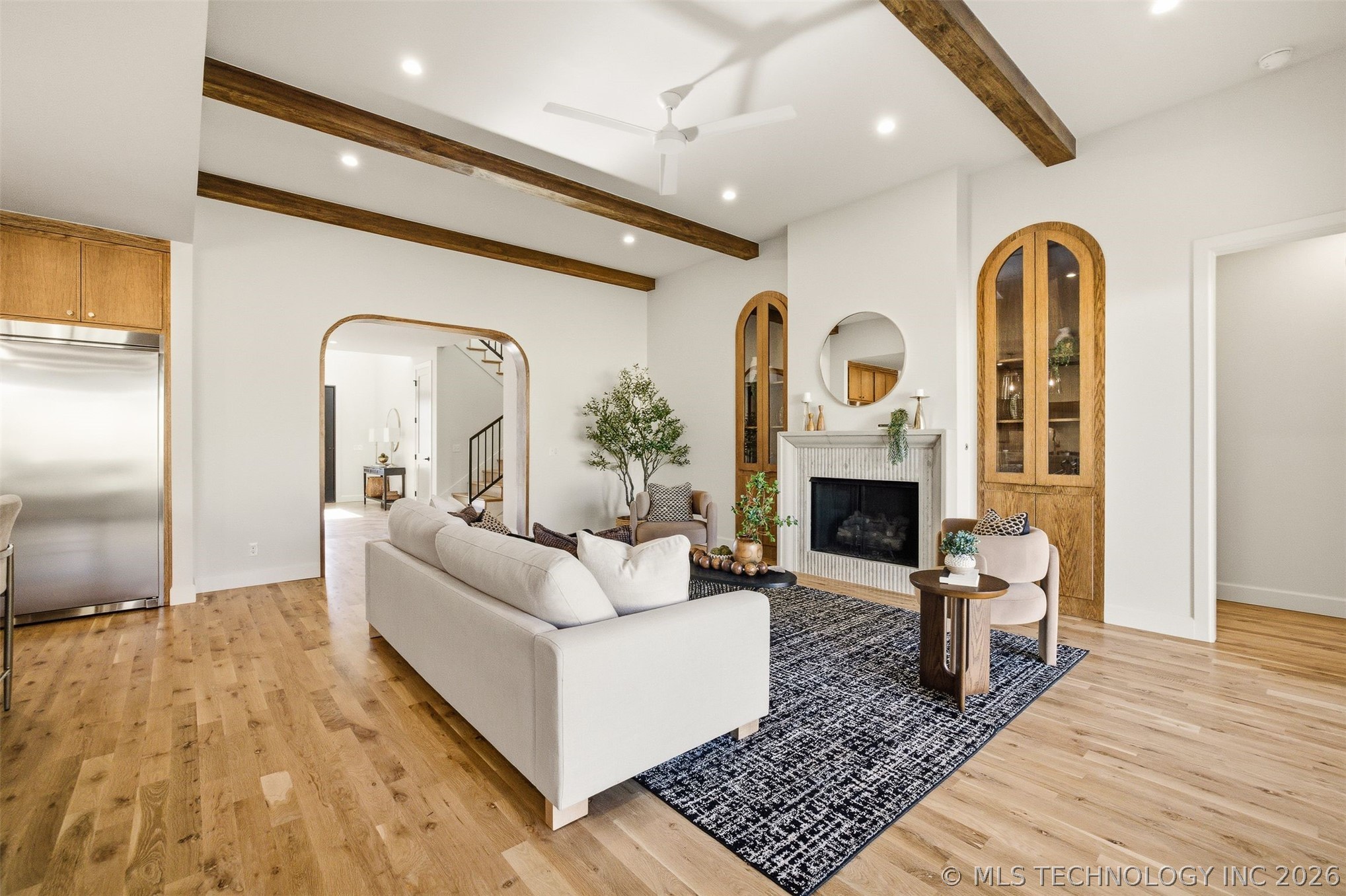 2241 S Florence Avenue