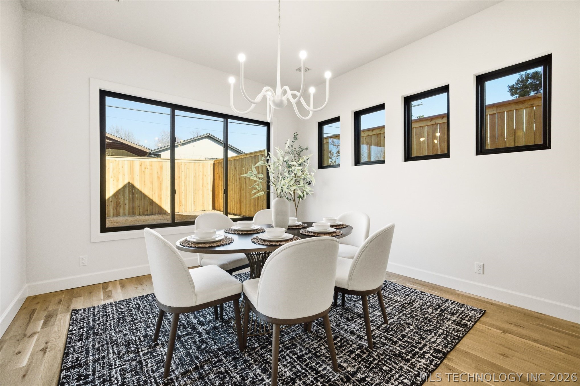 2241 S Florence Avenue