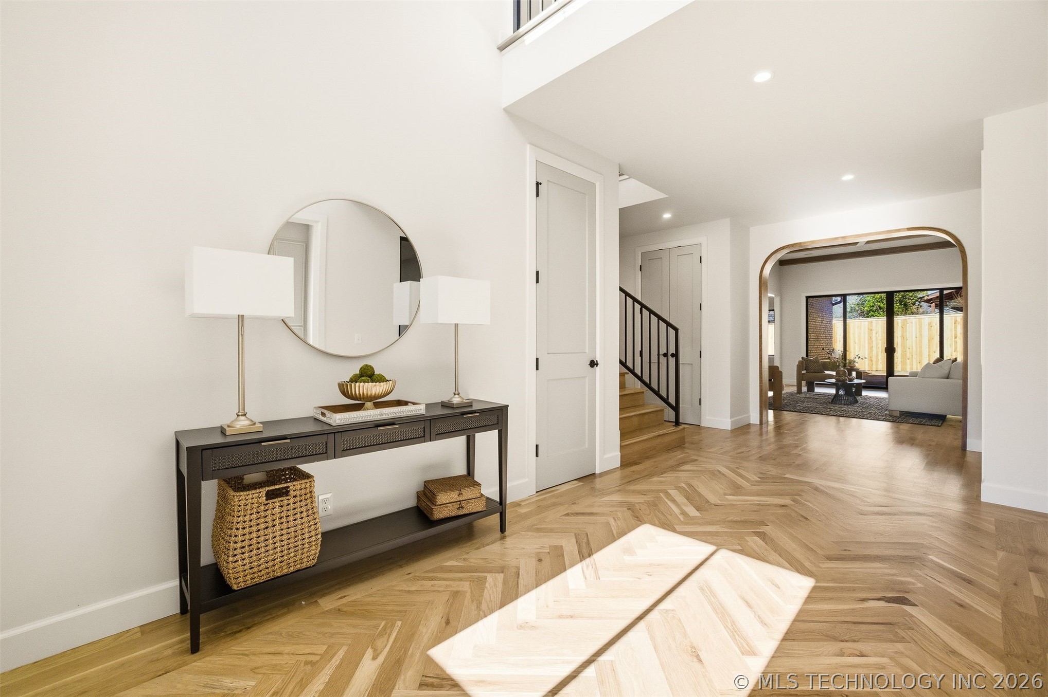 2241 S Florence Avenue