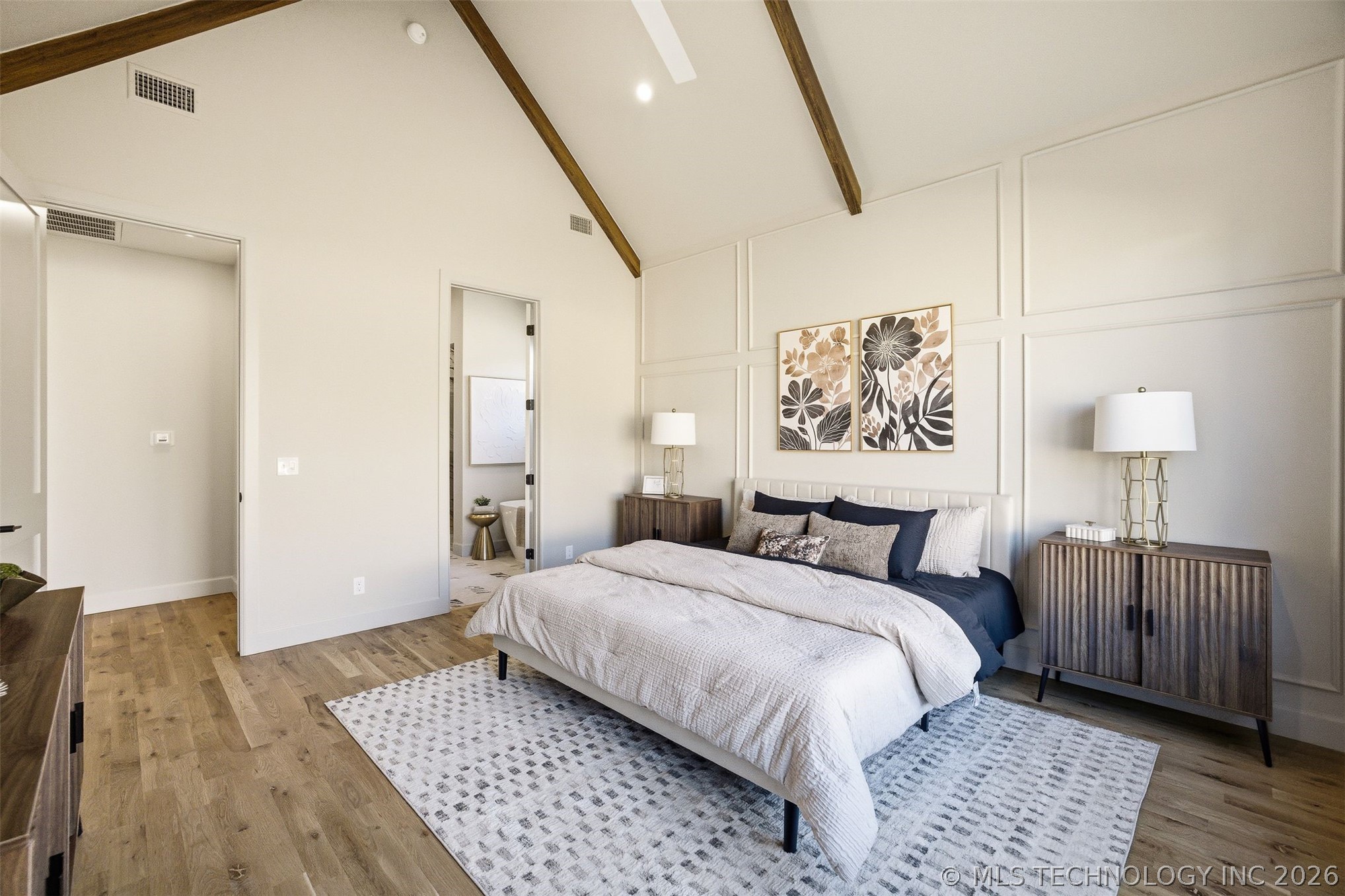 2241 S Florence Avenue