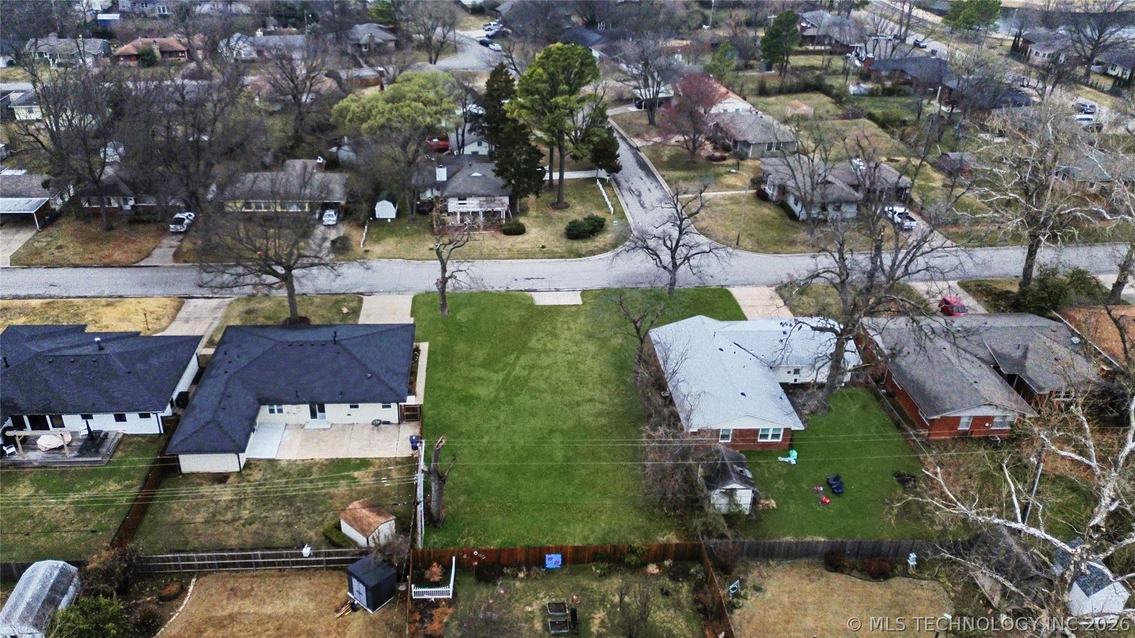 3505 S Toledo Avenue