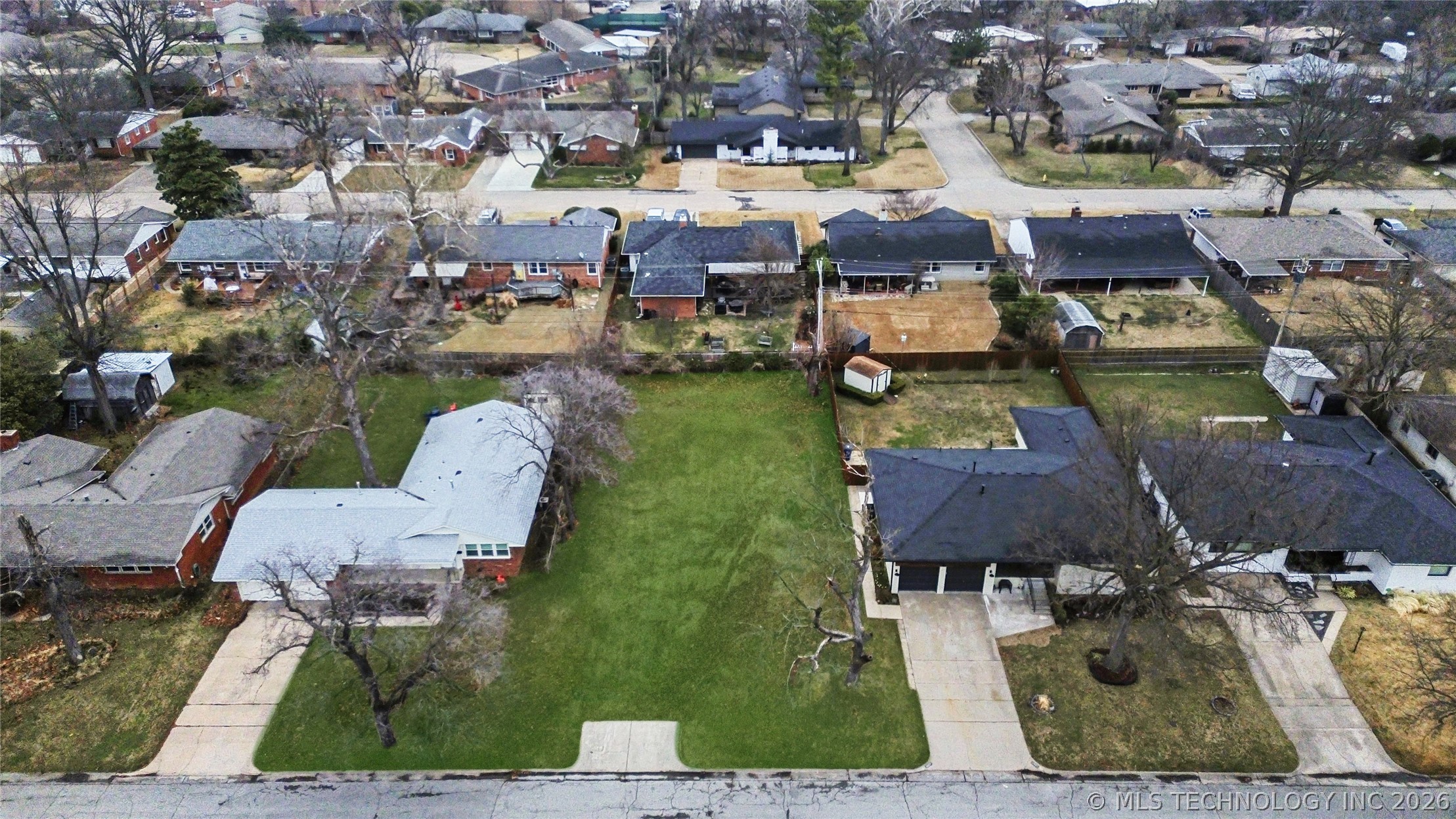 3505 S Toledo Avenue